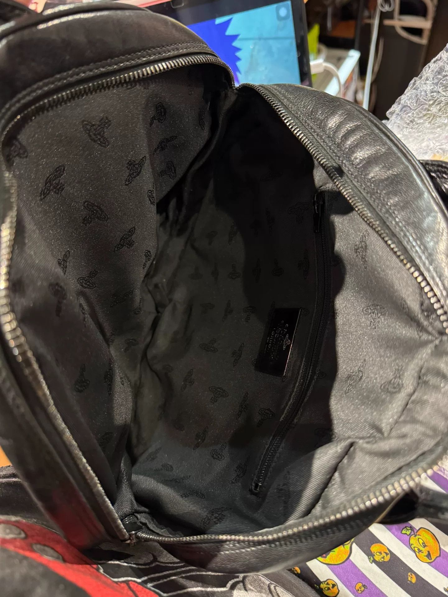 Vivienne Westwood Vivienne Westwood Black Round Tote Bag Size ONE SIZE - 9 Thumbnail