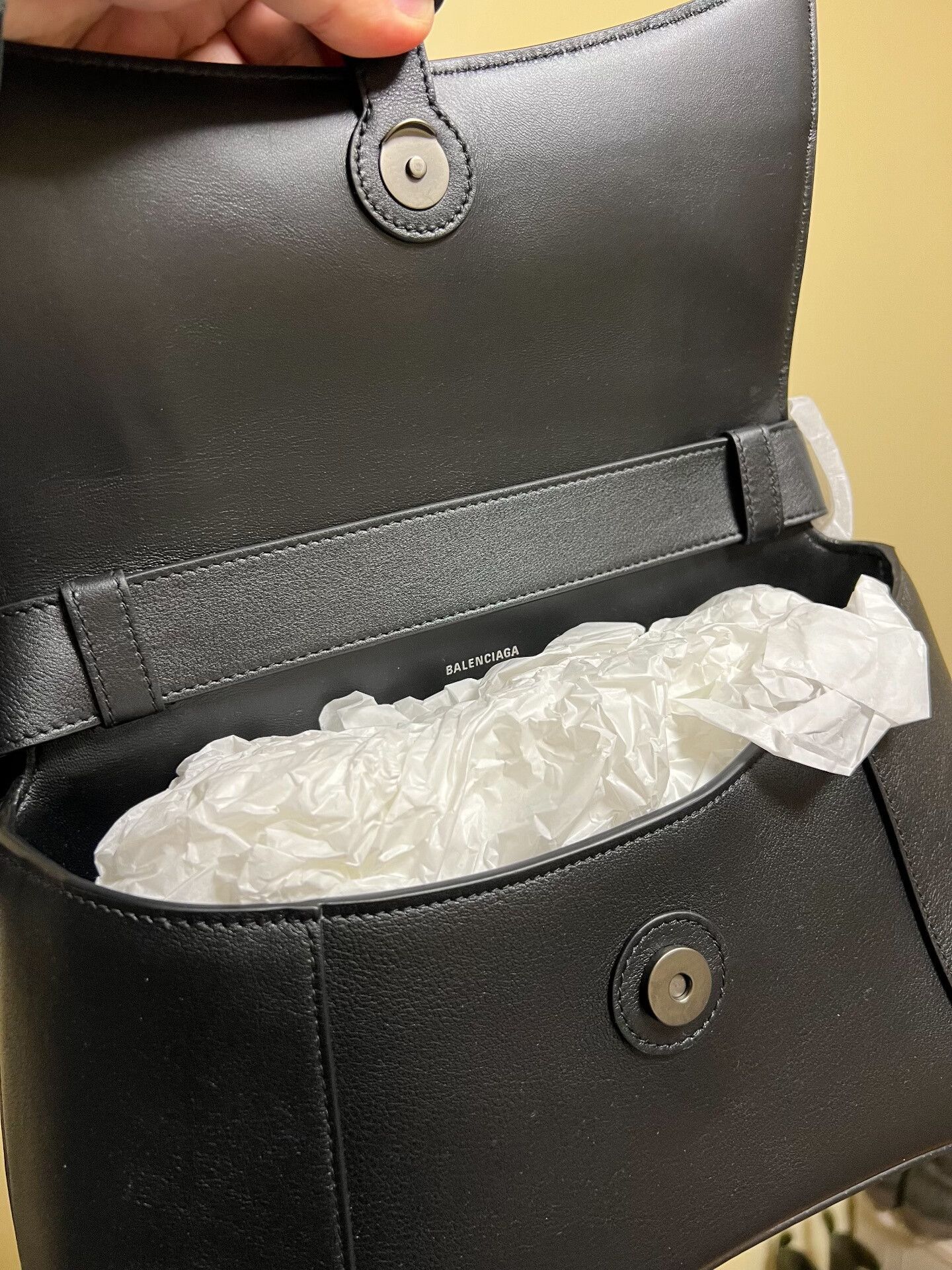 Balenciaga Balenciaga Downtown Medium Black Leather Bag Size ONE SIZE - 5 Thumbnail