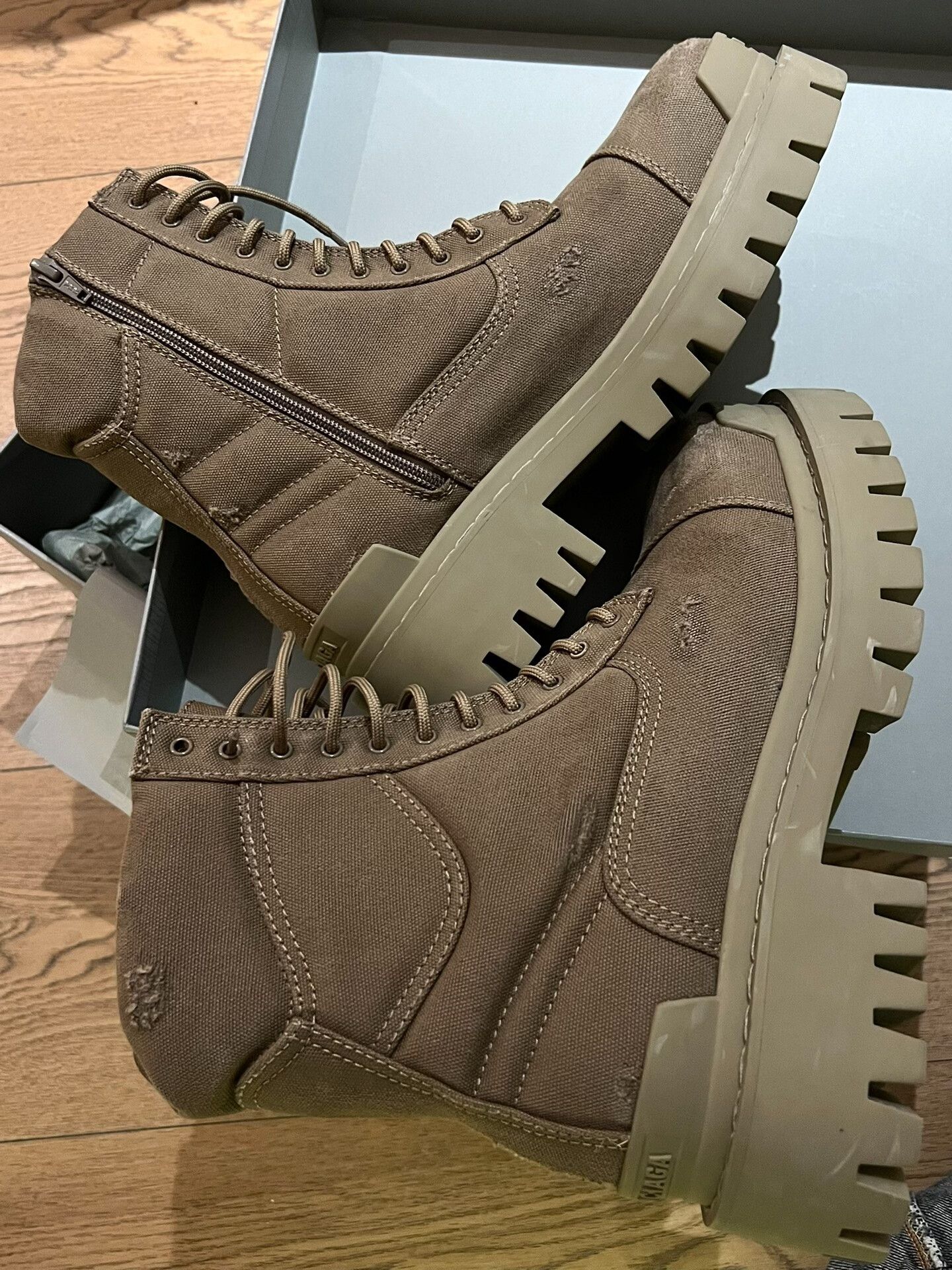 Balenciaga Balenciaga Brown Combat Boots for Men Size US 8 / EU 41 - 6 Thumbnail