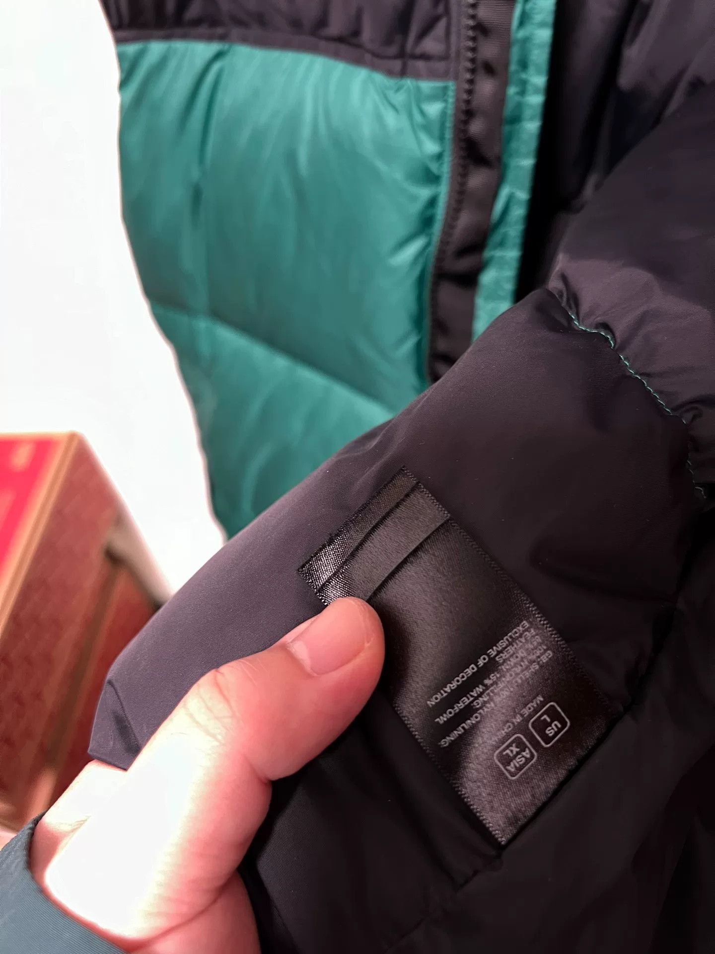 The North Face The North Face Men's Retro Nuptse Vest Size US XL / EU 56 / 4 - 4 Thumbnail