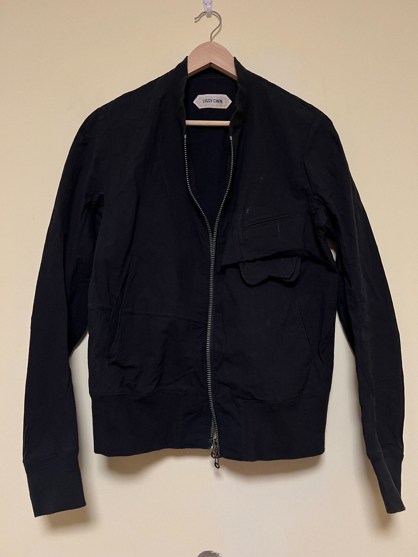 Ziggy Chen MA1 Jacket in Size 46