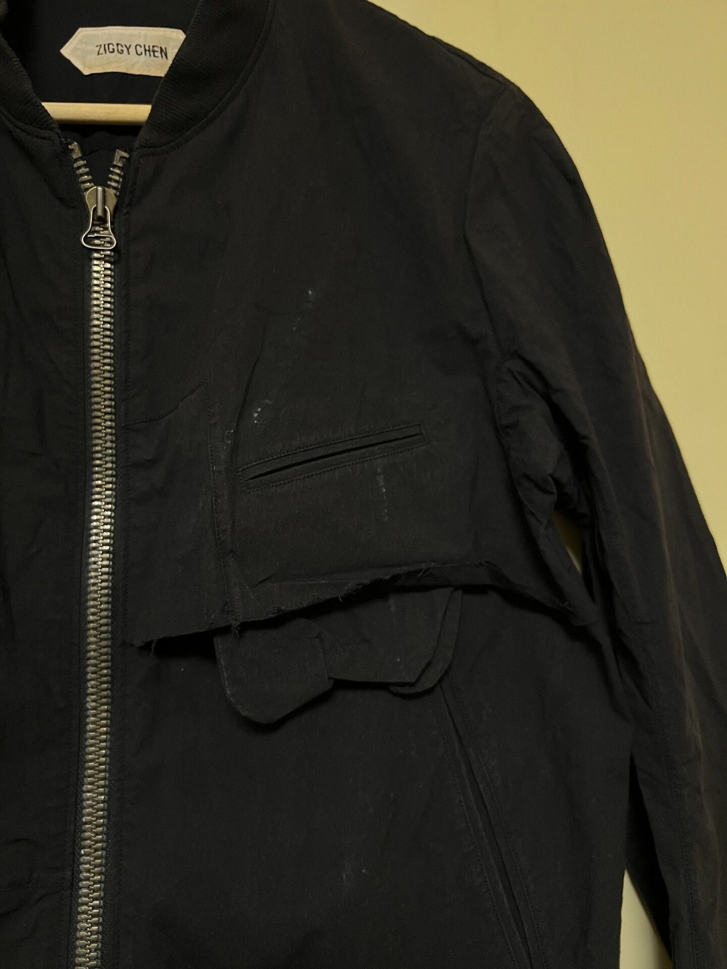 Ziggy Chen MA1 Jacket in Size 46