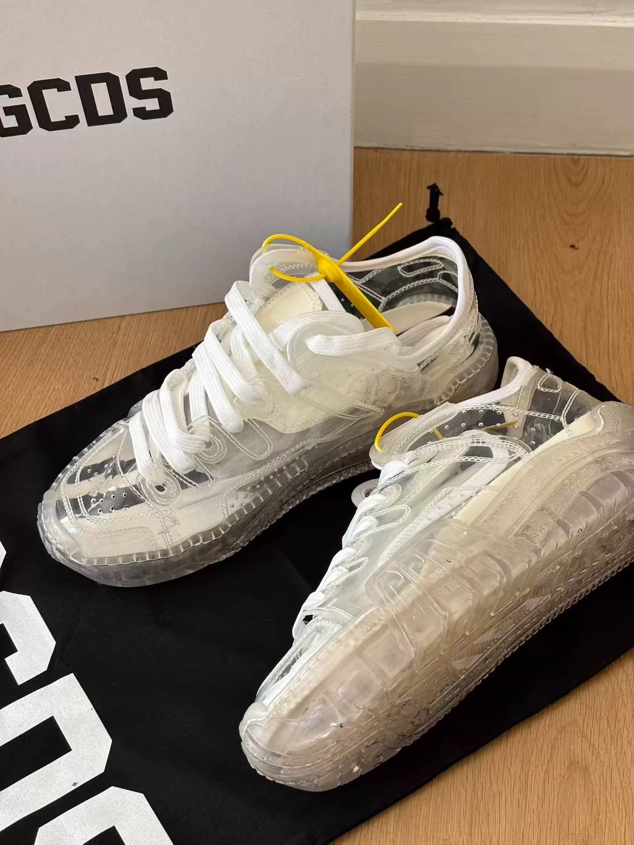 GCDS GCDS Transparent Sneakers Size 40 Italy Size US 7 / EU 40 - 3 Thumbnail