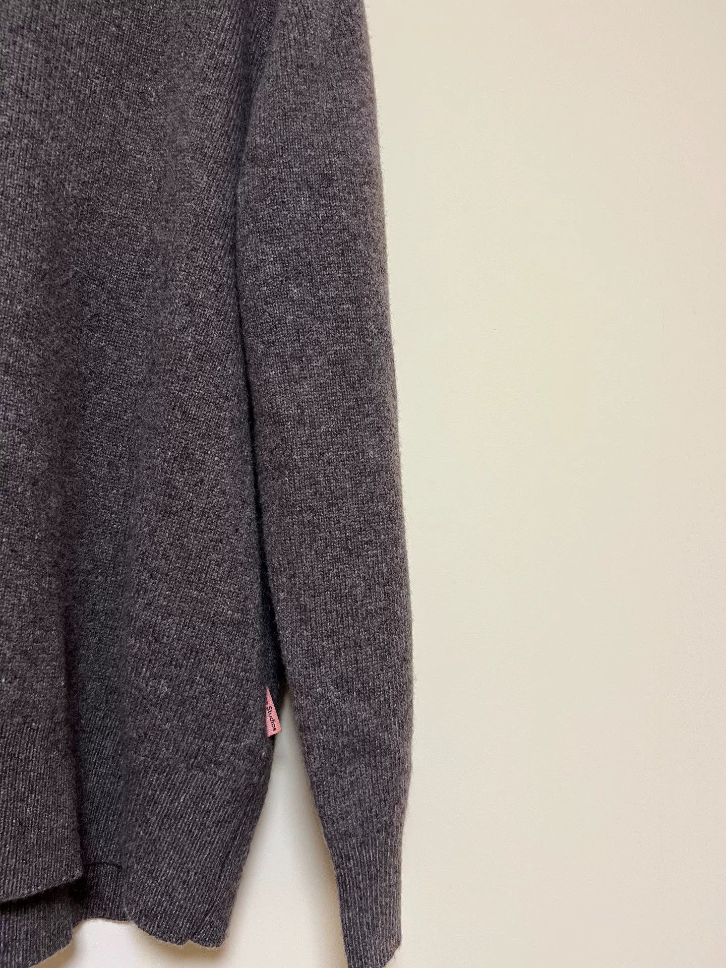 Acne Studios Acne Studios Wool-Cashmere Blend Sweater Size US L / EU 52-54 / 3 - 3 Thumbnail