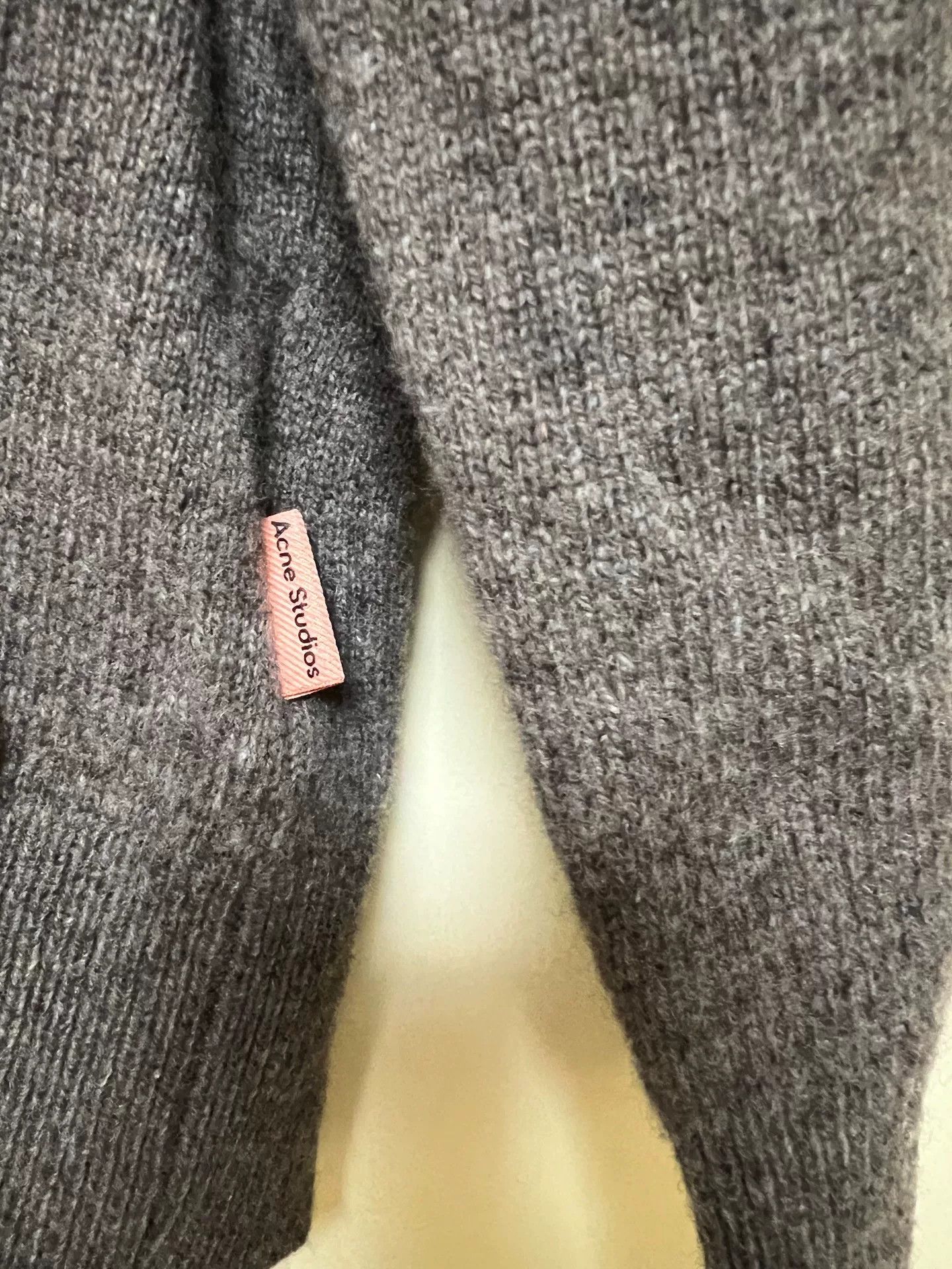Acne Studios Acne Studios Wool-Cashmere Blend Sweater Size US L / EU 52-54 / 3 - 5 Thumbnail