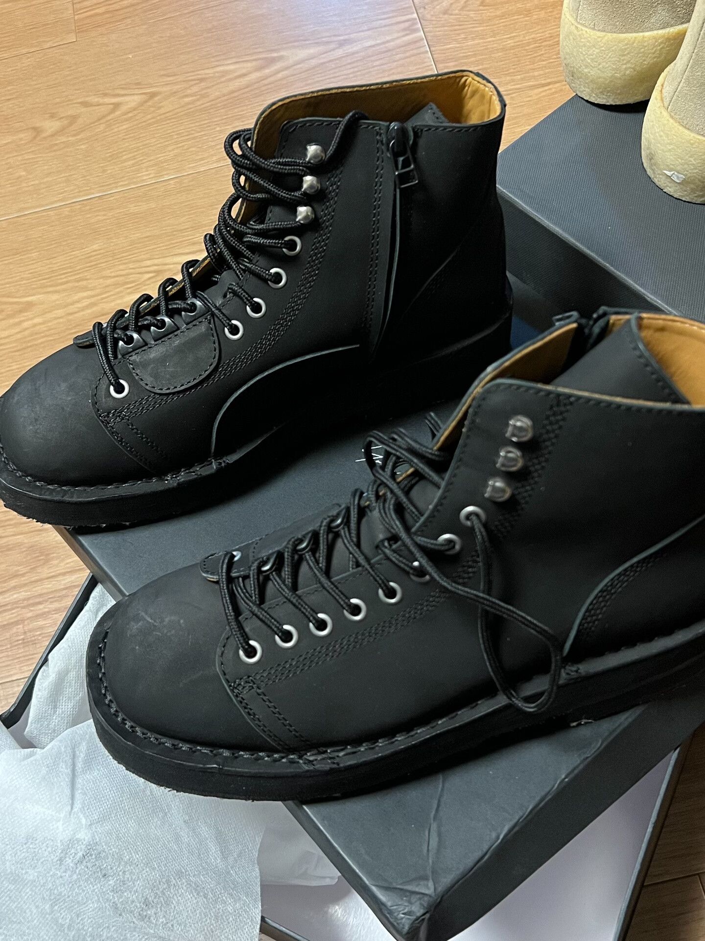 Yohji Yamamoto Yohji Yamamoto Black Ankle Boots Size US 5 / EU 37 - 6 Thumbnail