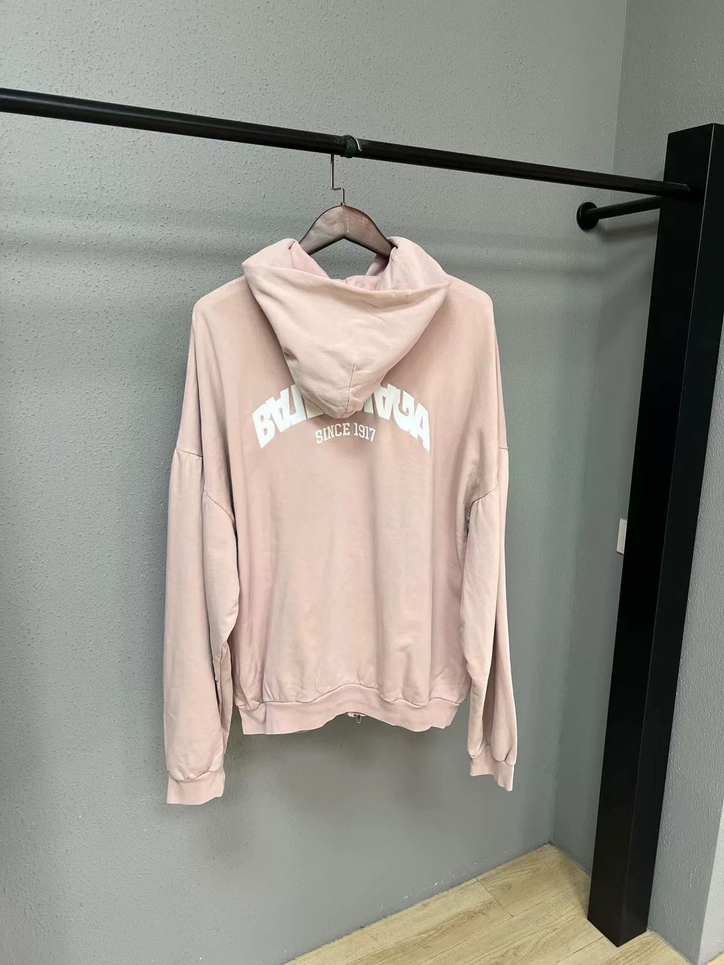 Balenciaga balenciaga pink zip-up hoodie Size S / US 4 / IT 40 - 2 Thumbnail