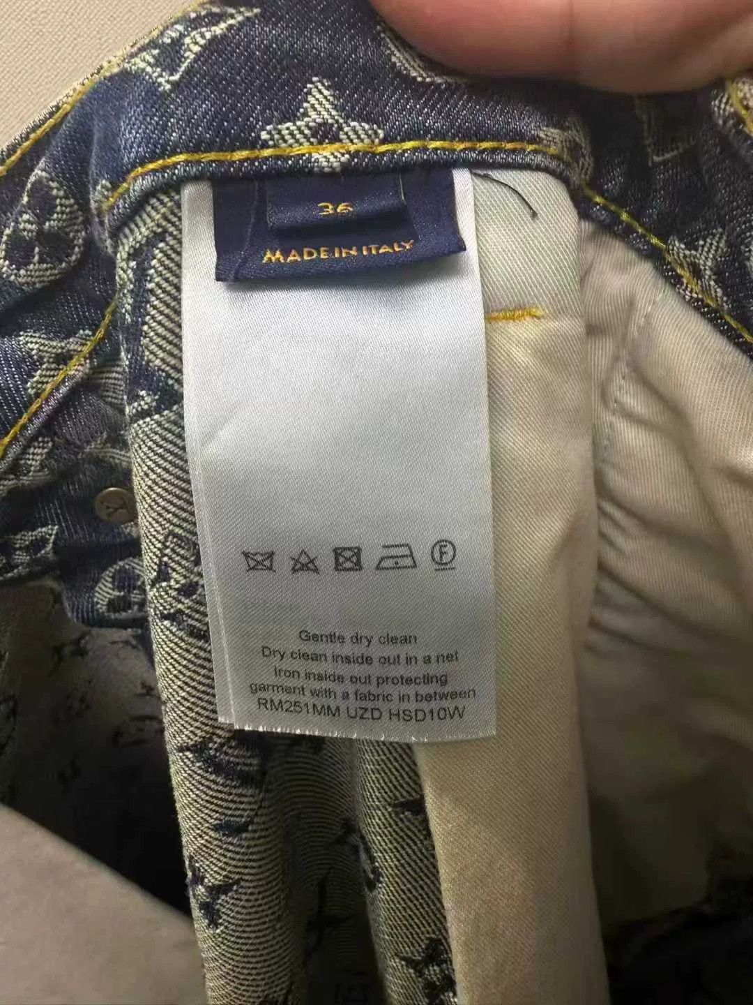 Louis Vuitton louis vuitton blue logo denim pants Size US 36 / EU 52 - 3 Thumbnail