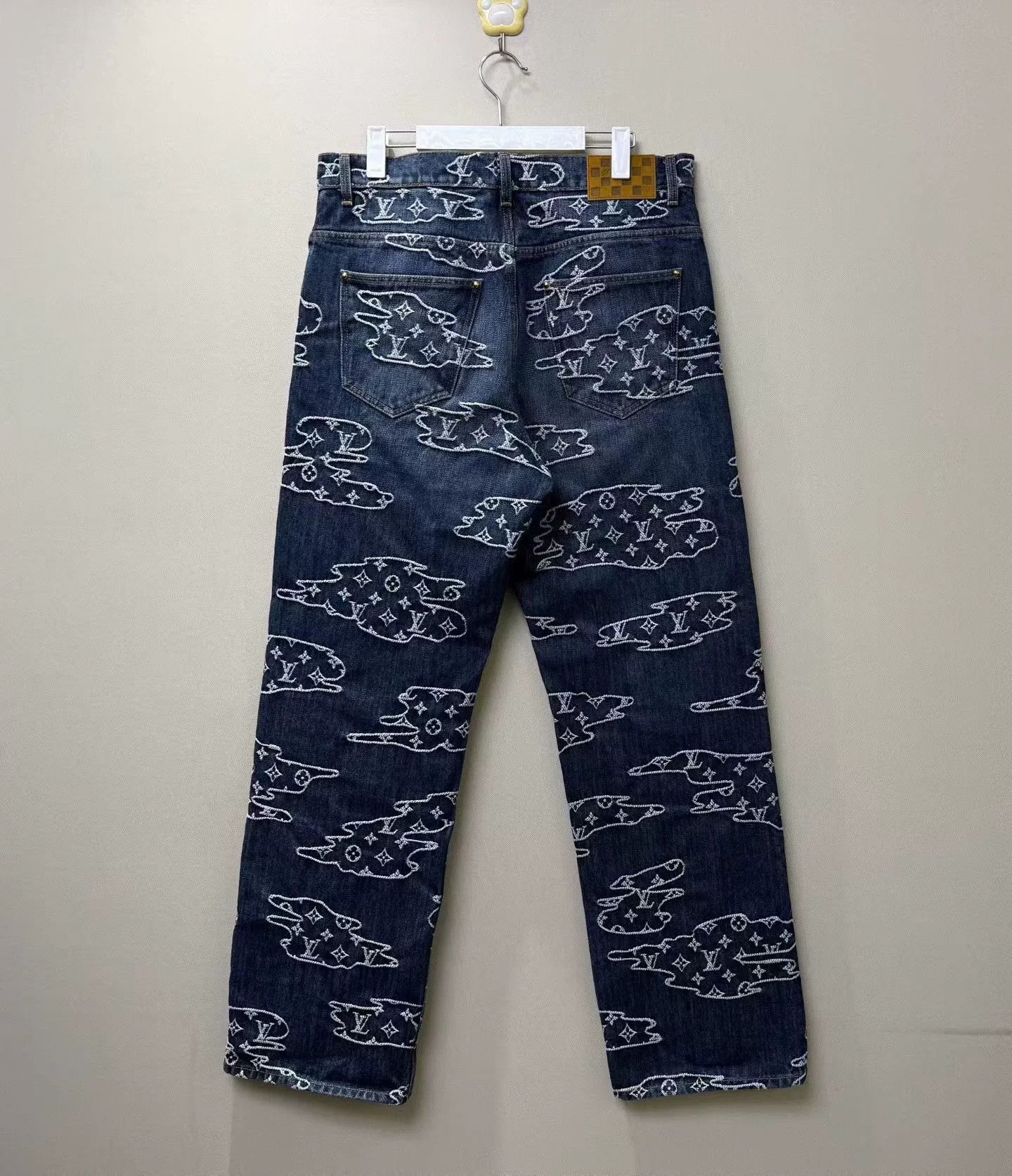Louis Vuitton louis vuitton cloud logo denim pants Size US 32 / EU 48 - 4 Thumbnail