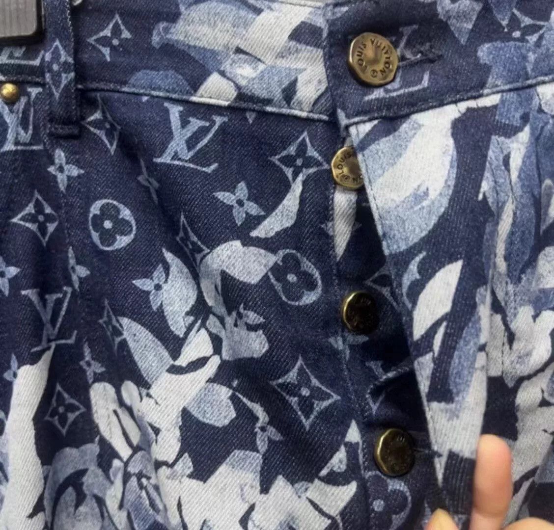 Louis Vuitton lv louis vuitton logo denim pants size 33 Size US 33 - 2 Thumbnail