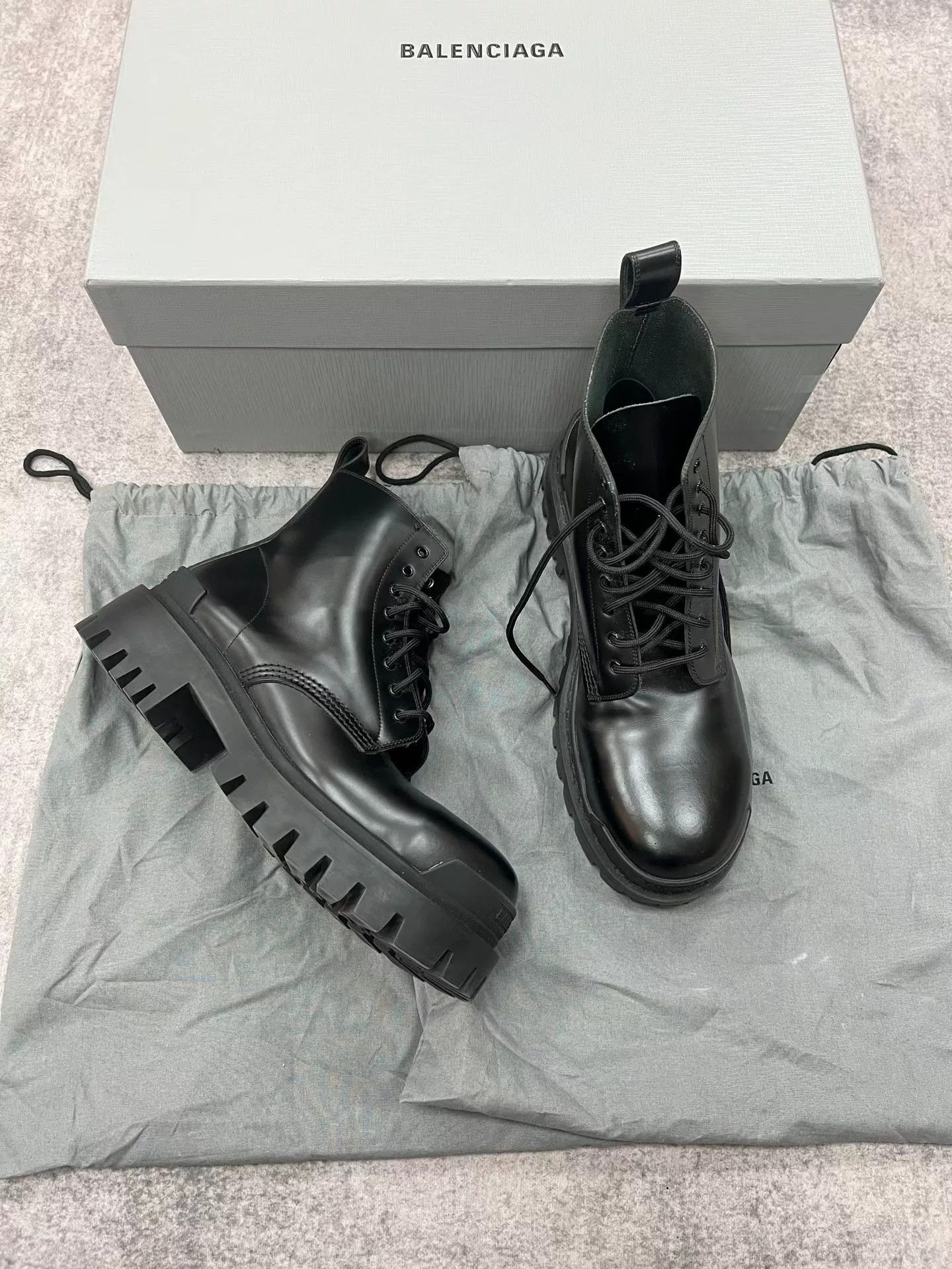 Balenciaga balenciaga black combat boots size 42 Size US 9 / EU 42 - 2 Thumbnail