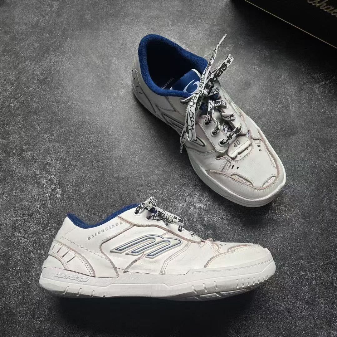 Balenciaga balenciaga hamptons white blue sneakers size 40 Size US 10 / EU 43 - 6 Thumbnail