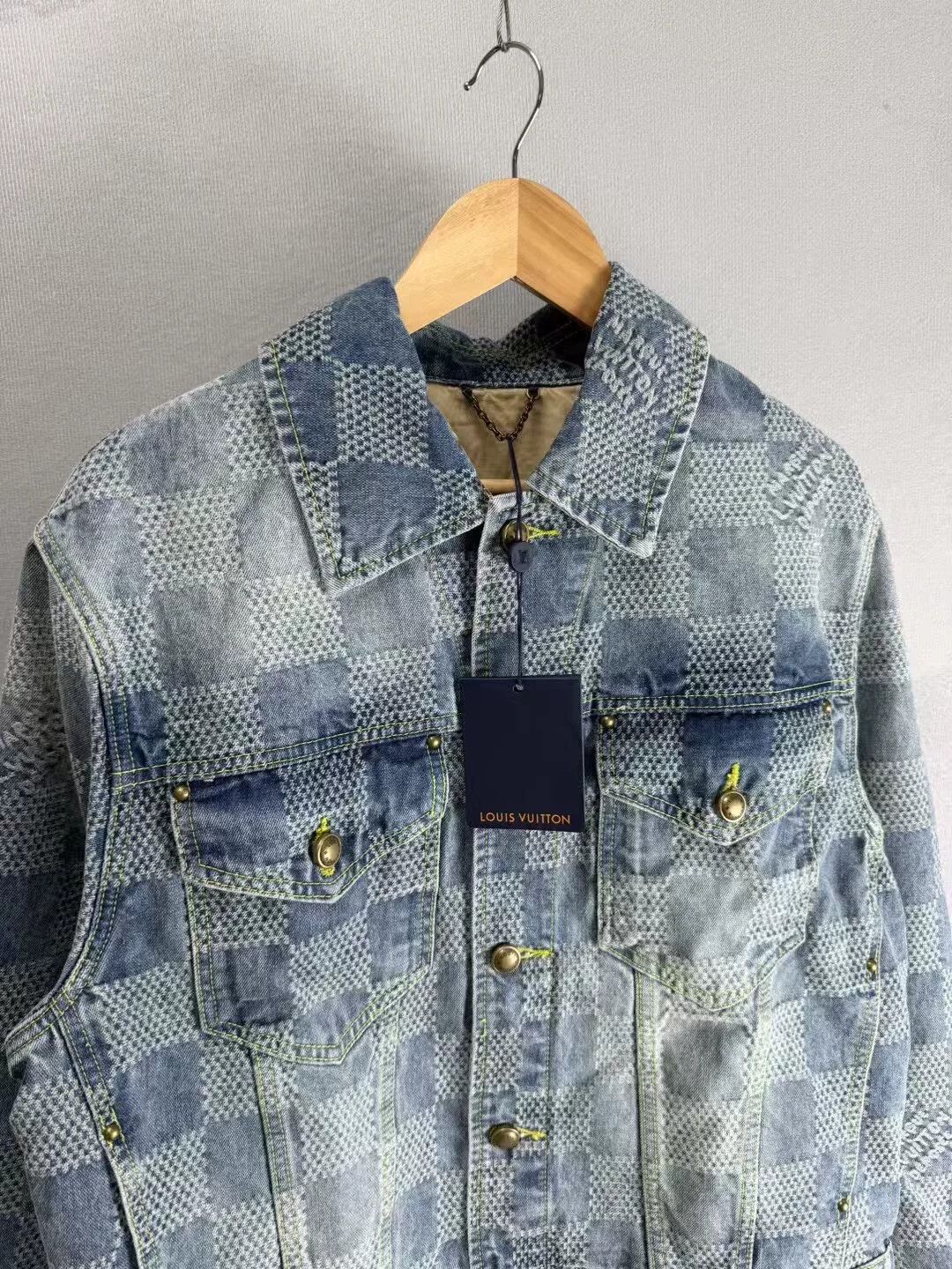 Louis Vuitton louis vuitton checkered denim jacket size 48 Size US L / EU 52-54 / 3 - 2 Thumbnail