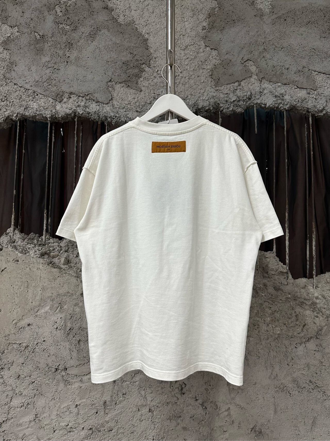 Louis Vuitton louis vuitton short sleeve shirt size small Size US S / EU 44-46 / 1 - 2 Thumbnail