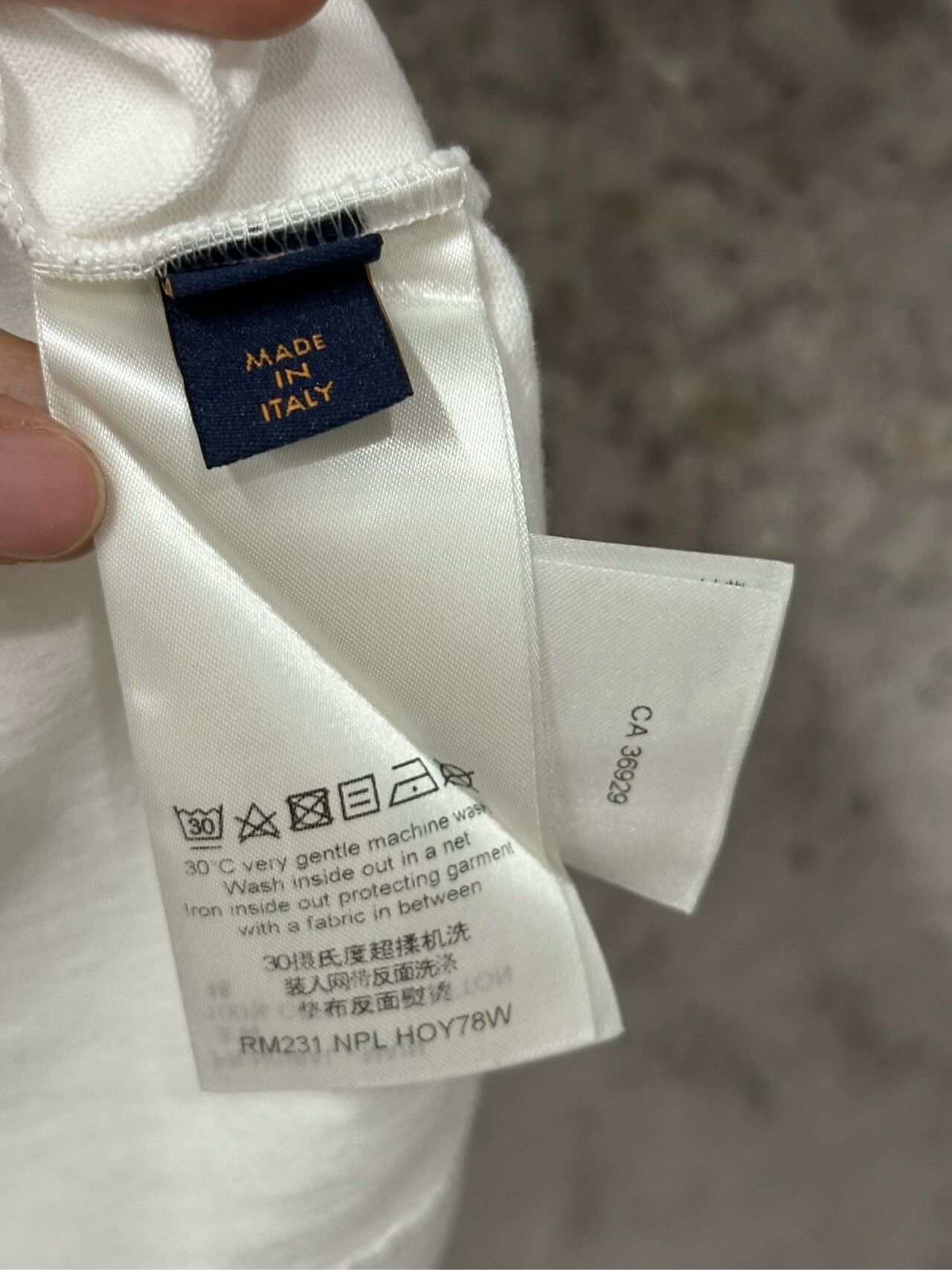 Louis Vuitton louis vuitton short sleeve shirt size small Size US S / EU 44-46 / 1 - 7 Thumbnail