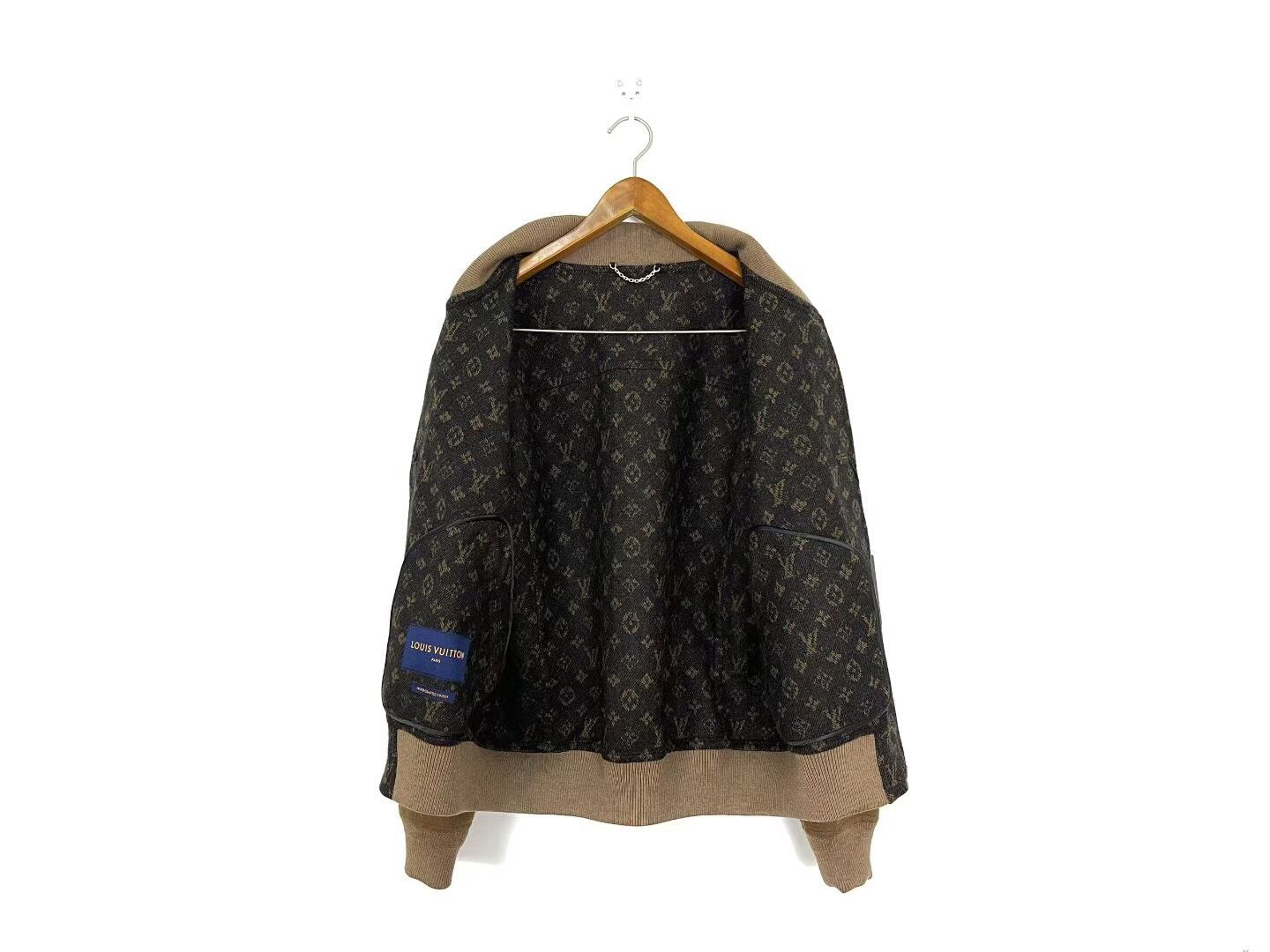 Louis Vuitton louis vuitton brown cashmere jacket size 50 Size US L / EU 52-54 / 3 - 2 Thumbnail