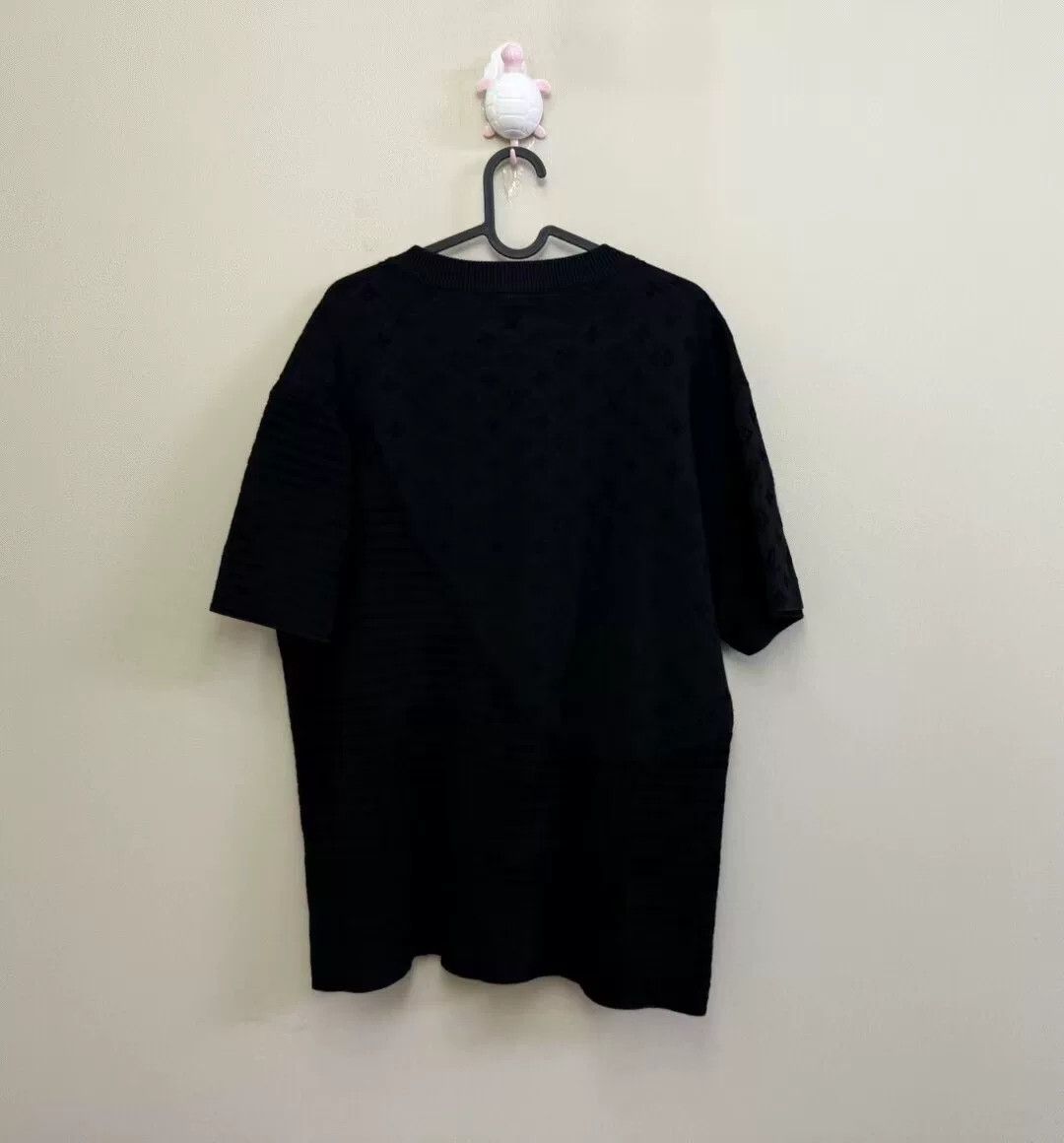 Louis Vuitton louis vuitton black logo short sleeve top Size US XL / EU 56 / 4 - 4 Thumbnail