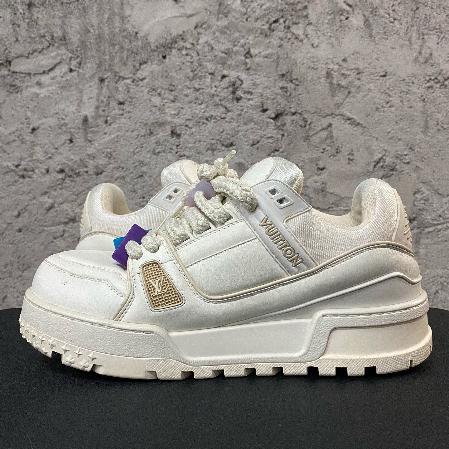 Louis Vuitton Louis Vuitton White LV Trainer Sneakers Size US 8 / EU 41 - 5 Thumbnail