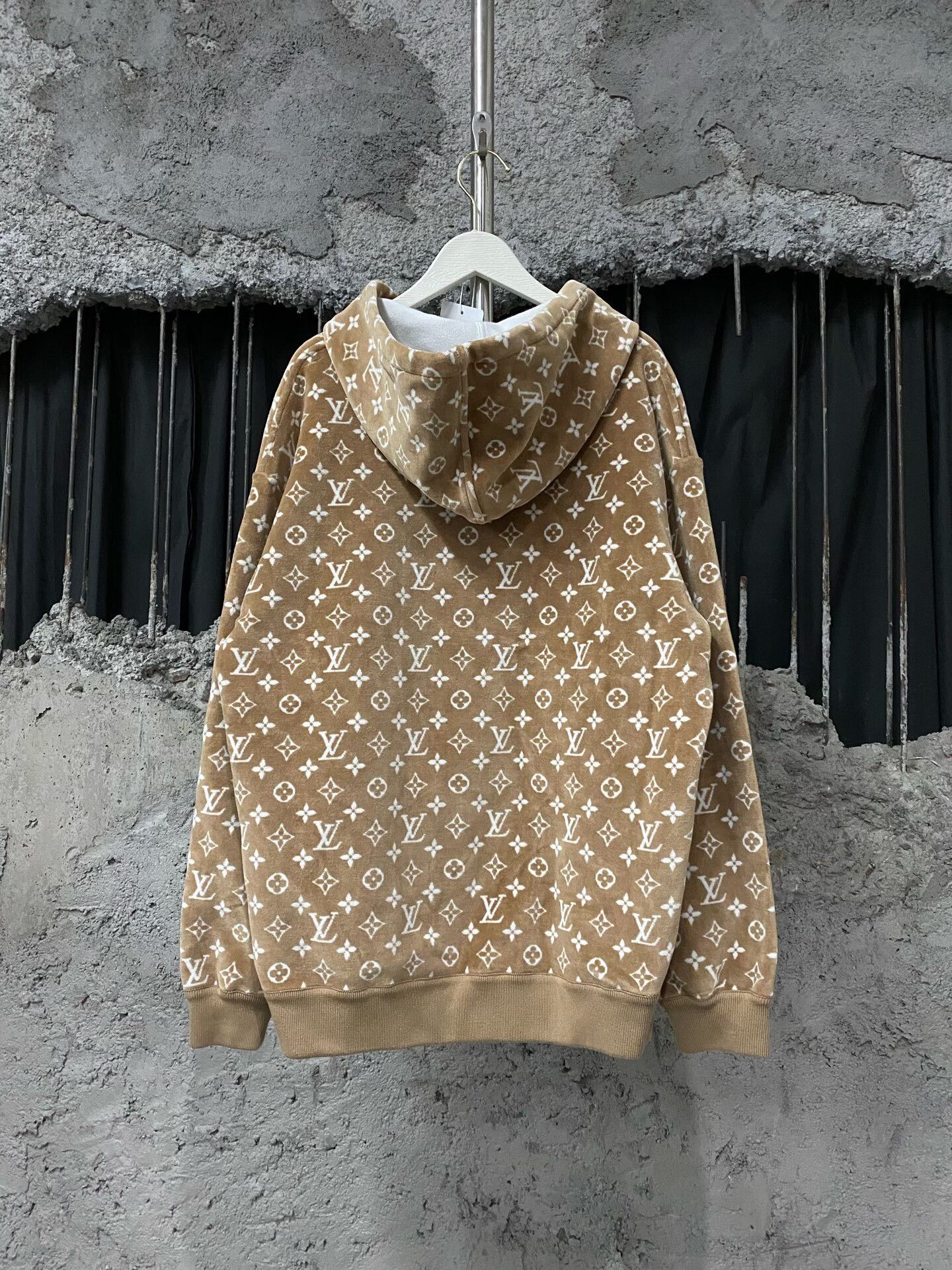Louis Vuitton louis vuitton velvet logo hoodie Size S / US 4 / IT 40 - 2 Thumbnail
