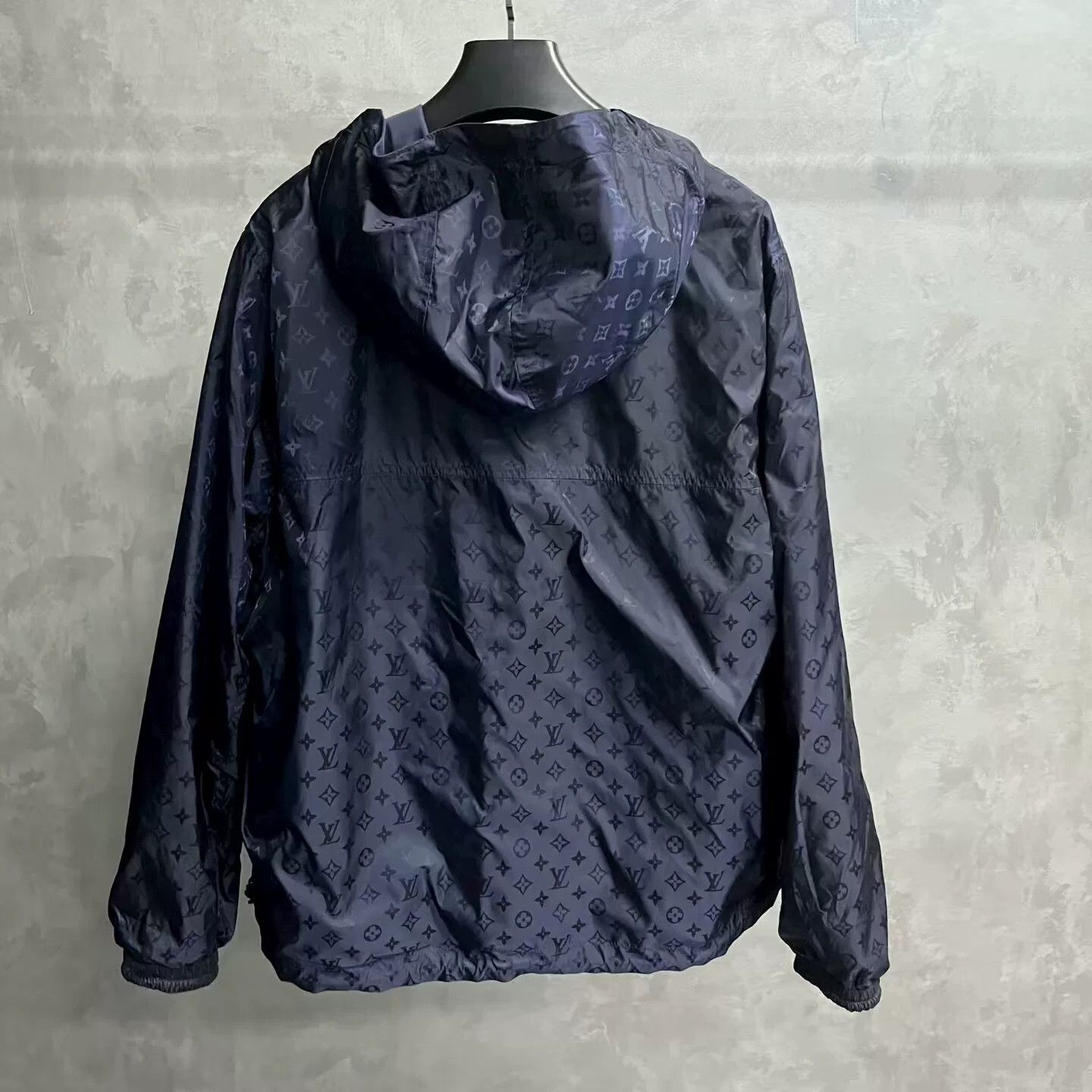 Louis Vuitton louis vuitton blue logo hooded jacket Size US XXL / EU 58 / 5 - 8 Thumbnail