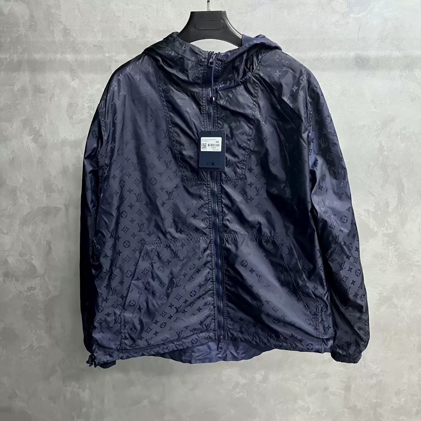 Louis Vuitton louis vuitton blue logo hooded jacket Size US XXL / EU 58 / 5 - 7 Thumbnail