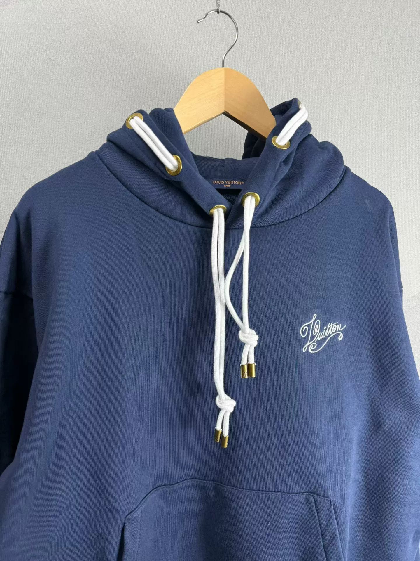 Louis Vuitton louis vuitton navy logo hoodie with drawstring Size US XL / EU 56 / 4 - 2 Thumbnail