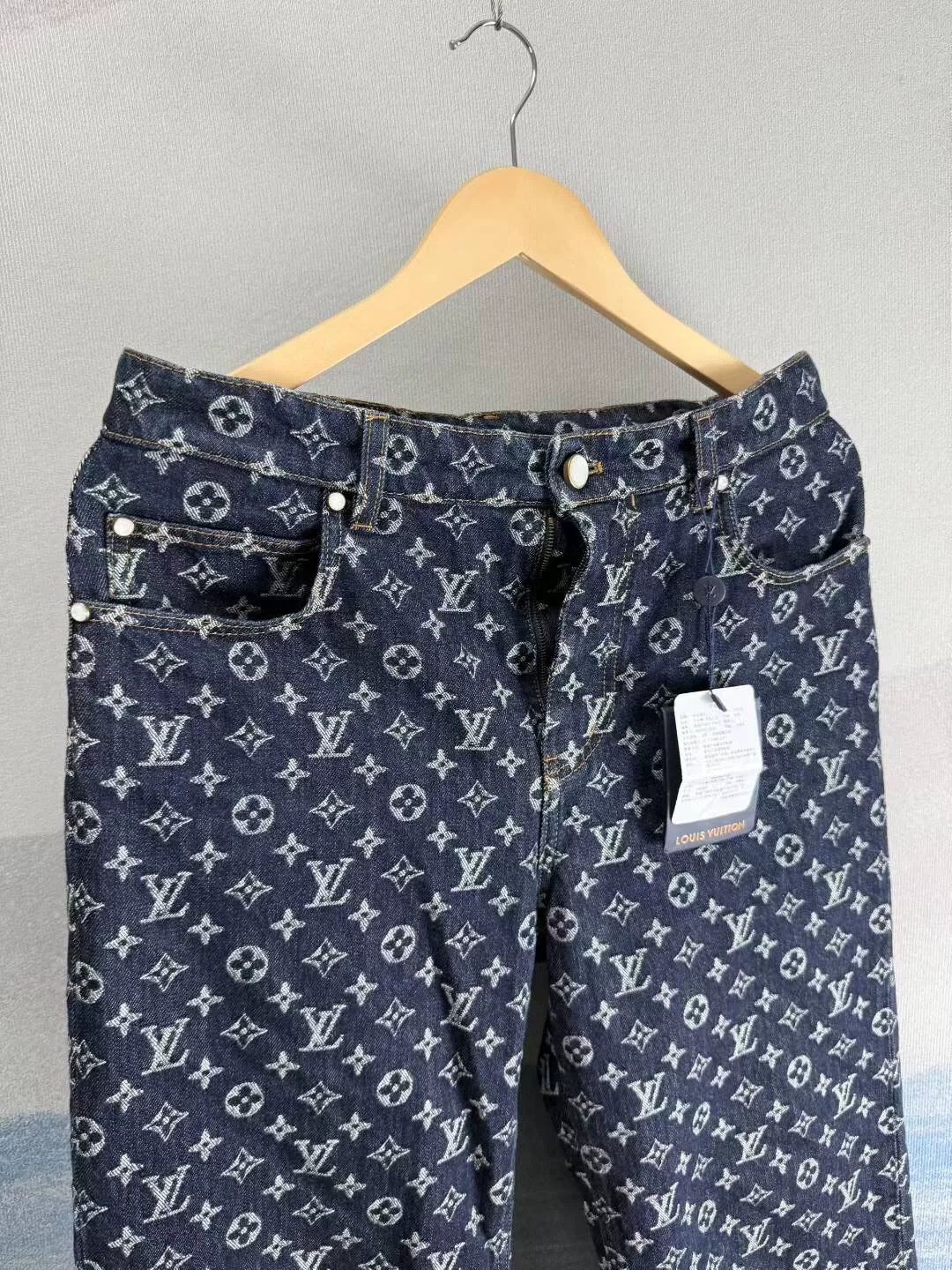 Louis Vuitton louis vuitton x timberland embroidered denim pants Size US 28 / EU 44 - 2 Thumbnail