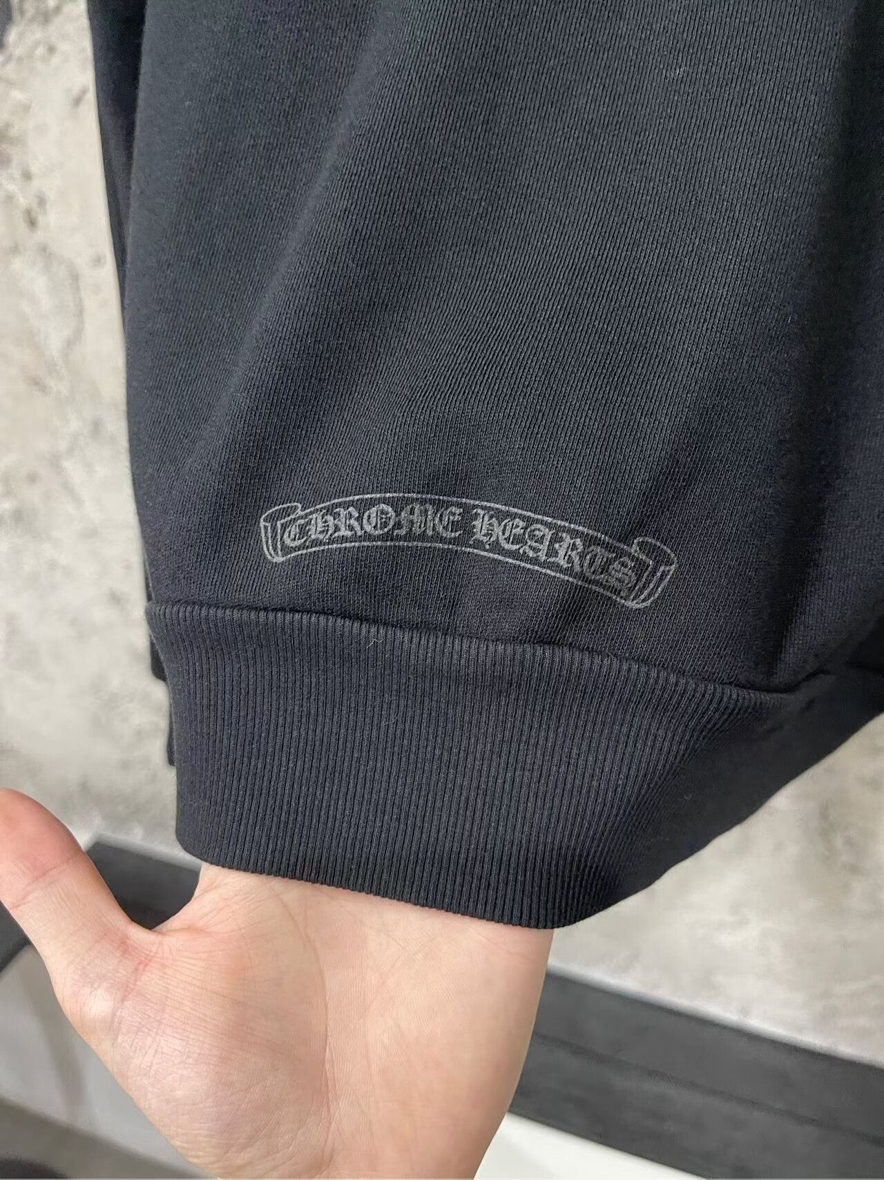 Chrome Hearts chrome hearts black velvet cross sweatshirt Size US L / EU 52-54 / 3 - 5 Thumbnail