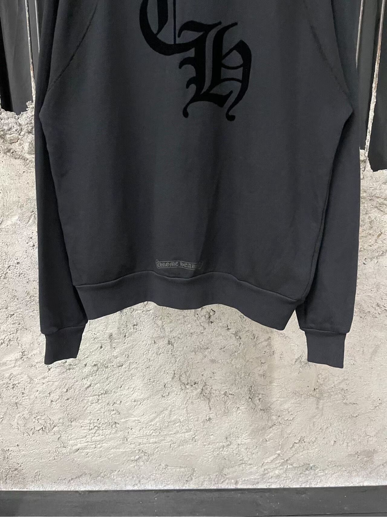 Chrome Hearts chrome hearts black velvet cross sweatshirt Size US L / EU 52-54 / 3 - 4 Thumbnail