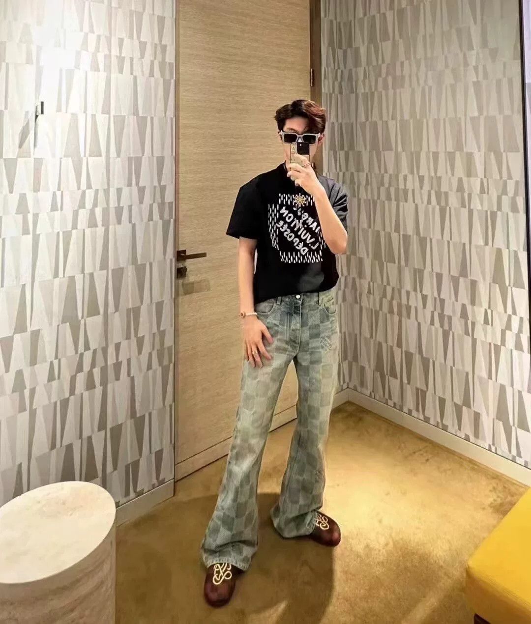 Louis Vuitton lv louis vuitton checkered logo denim pants Size US 30 / EU 46 - 7 Thumbnail