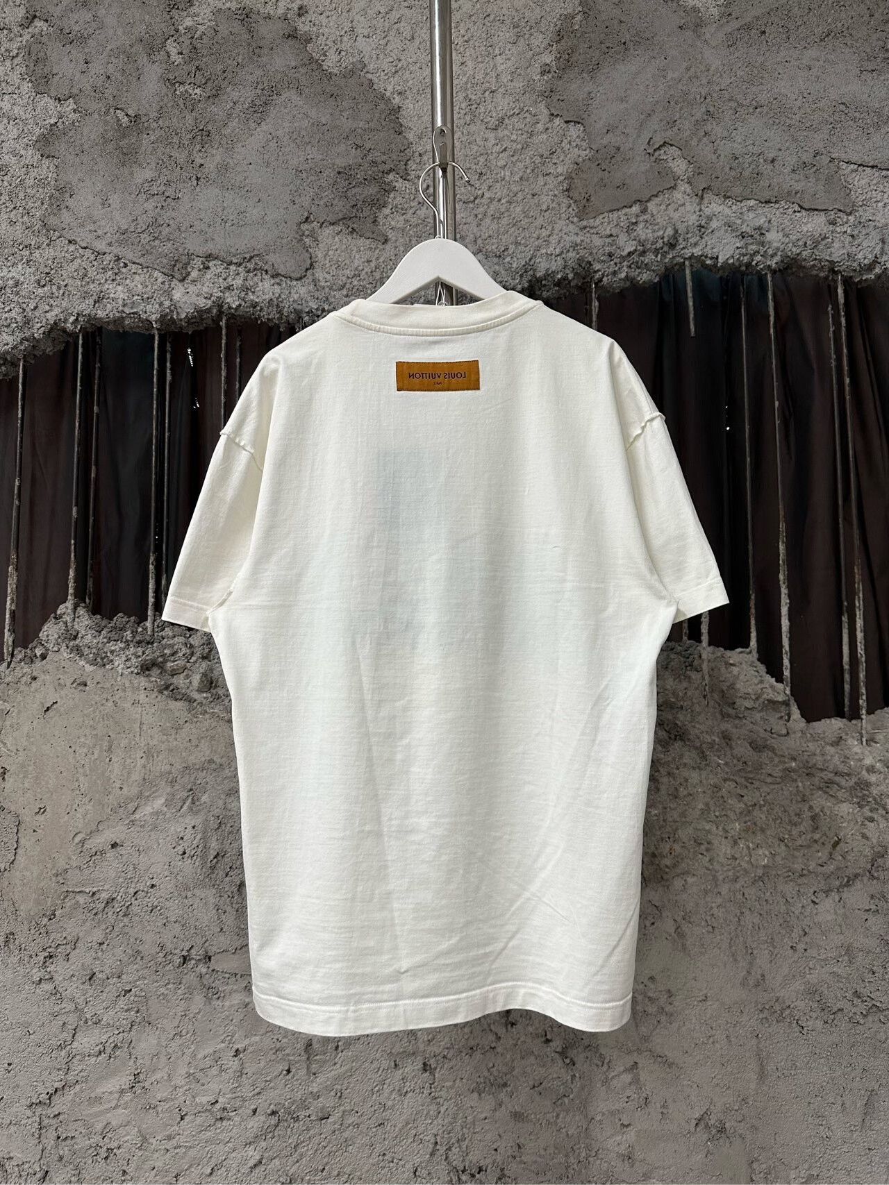 Louis Vuitton louis vuitton short sleeve t-shirt Size US S / EU 44-46 / 1 - 2 Thumbnail