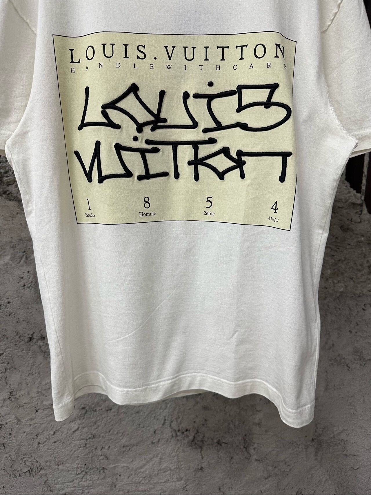 Louis Vuitton louis vuitton short sleeve t-shirt Size US S / EU 44-46 / 1 - 5 Thumbnail