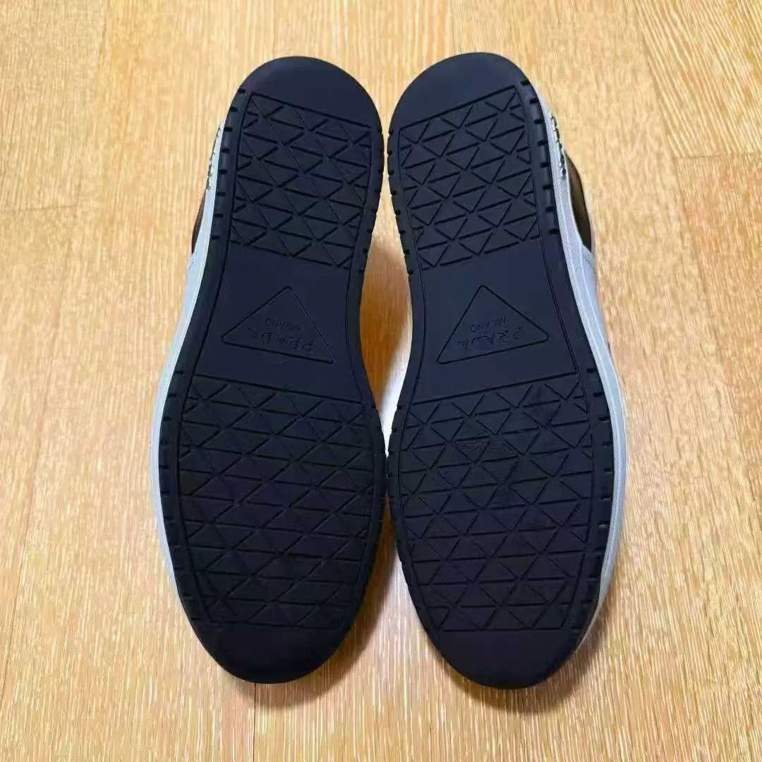 Prada prada black and white logo sneakers size 41.5 Size US 7.5 / EU 40-41 - 6 Thumbnail