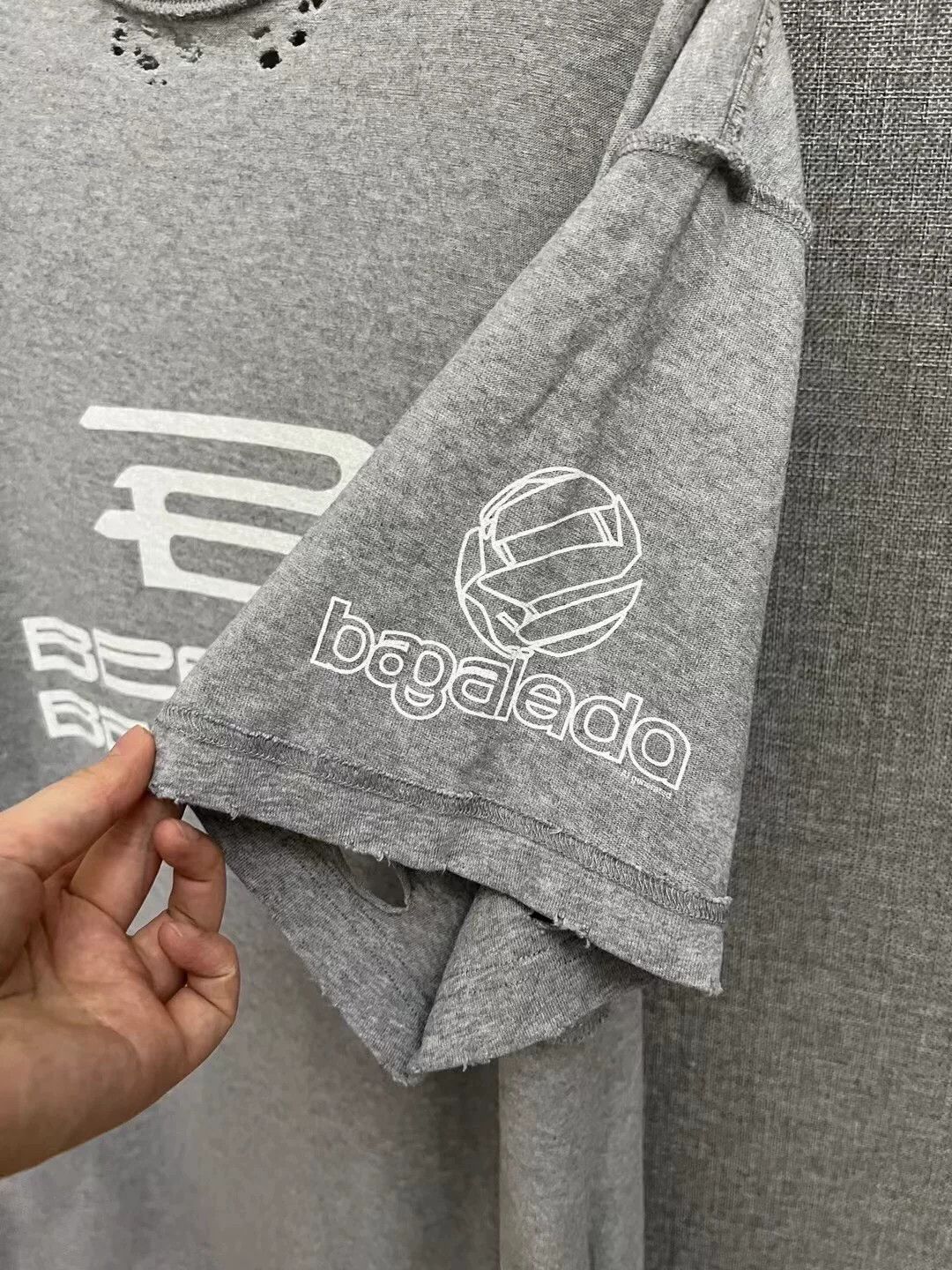 Balenciaga gray distressed short sleeve Balenciaga shirt Size US S / EU 44-46 / 1 - 4 Thumbnail