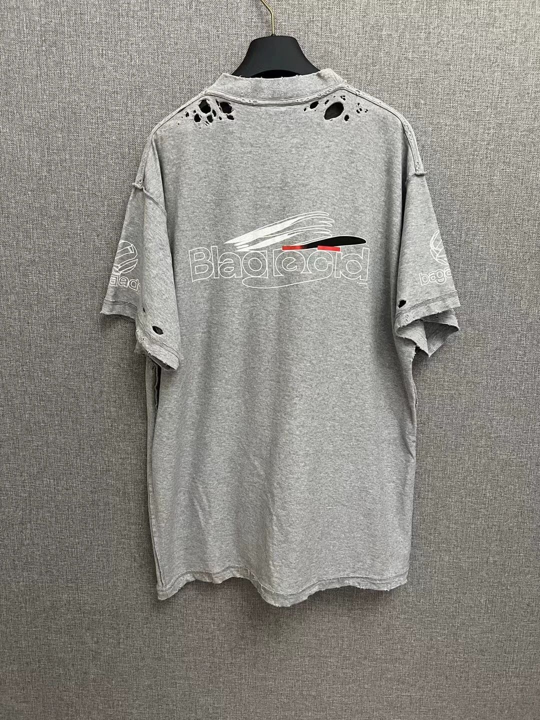 Balenciaga gray distressed short sleeve Balenciaga shirt Size US S / EU 44-46 / 1 - 2 Thumbnail