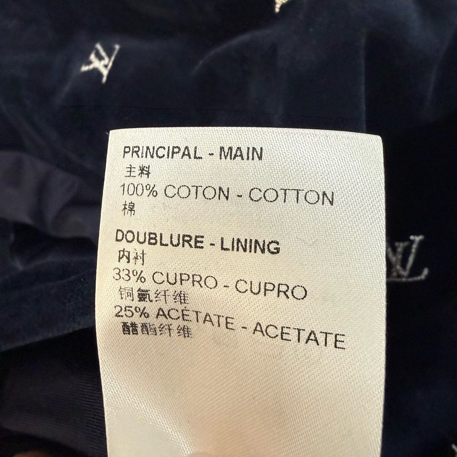 Louis Vuitton louis vuitton blue embroidered logo velvet jacket Size US L / EU 52-54 / 3 - 4 Thumbnail