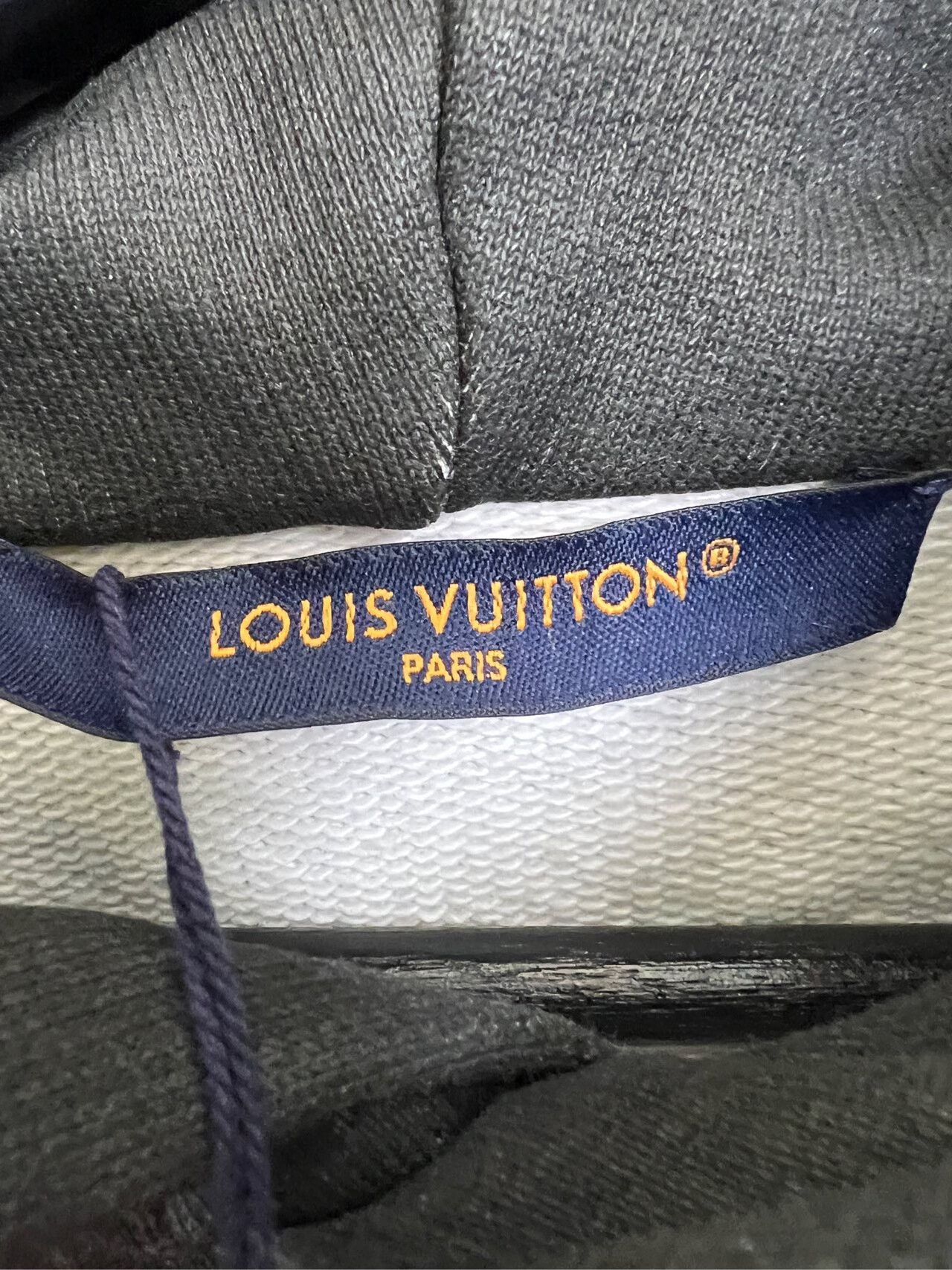 Louis Vuitton louis vuitton western style printed hoodie Size US S / EU 44-46 / 1 - 6 Thumbnail