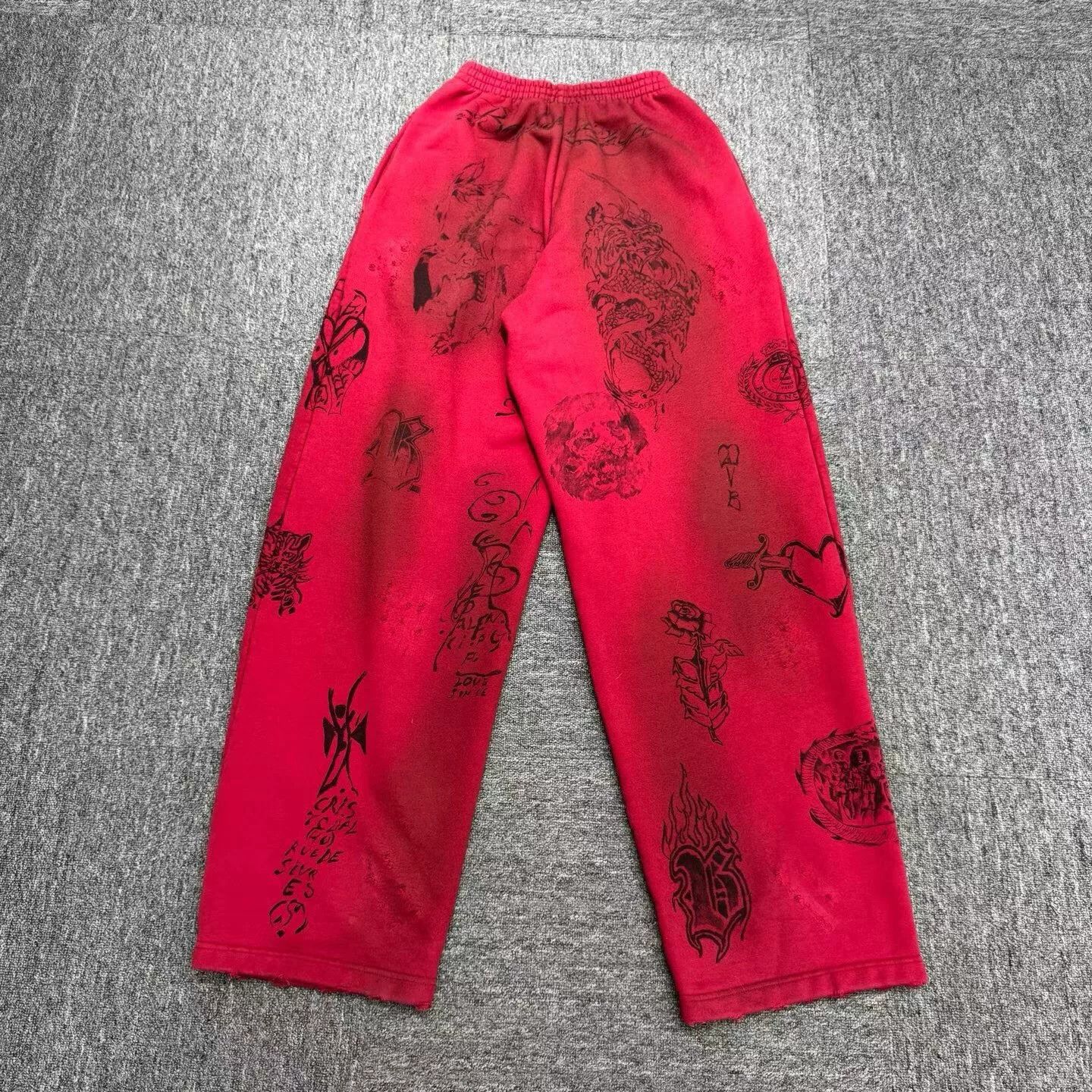Balenciaga balenciaga tattoo pattern sports pants Size US 26 / EU 42 - 5 Thumbnail