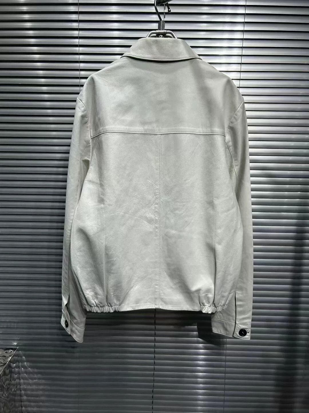 Prada prada white lambskin leather jacket with zipper Size US L / EU 52-54 / 3 - 2 Thumbnail