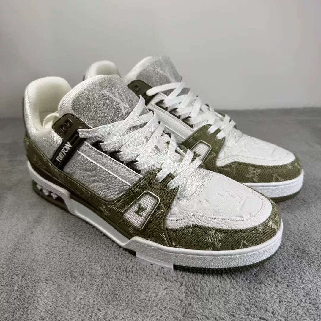Louis Vuitton louis vuitton trainer sneakers in green Size US 9.5 / EU 42-43 - 3 Thumbnail