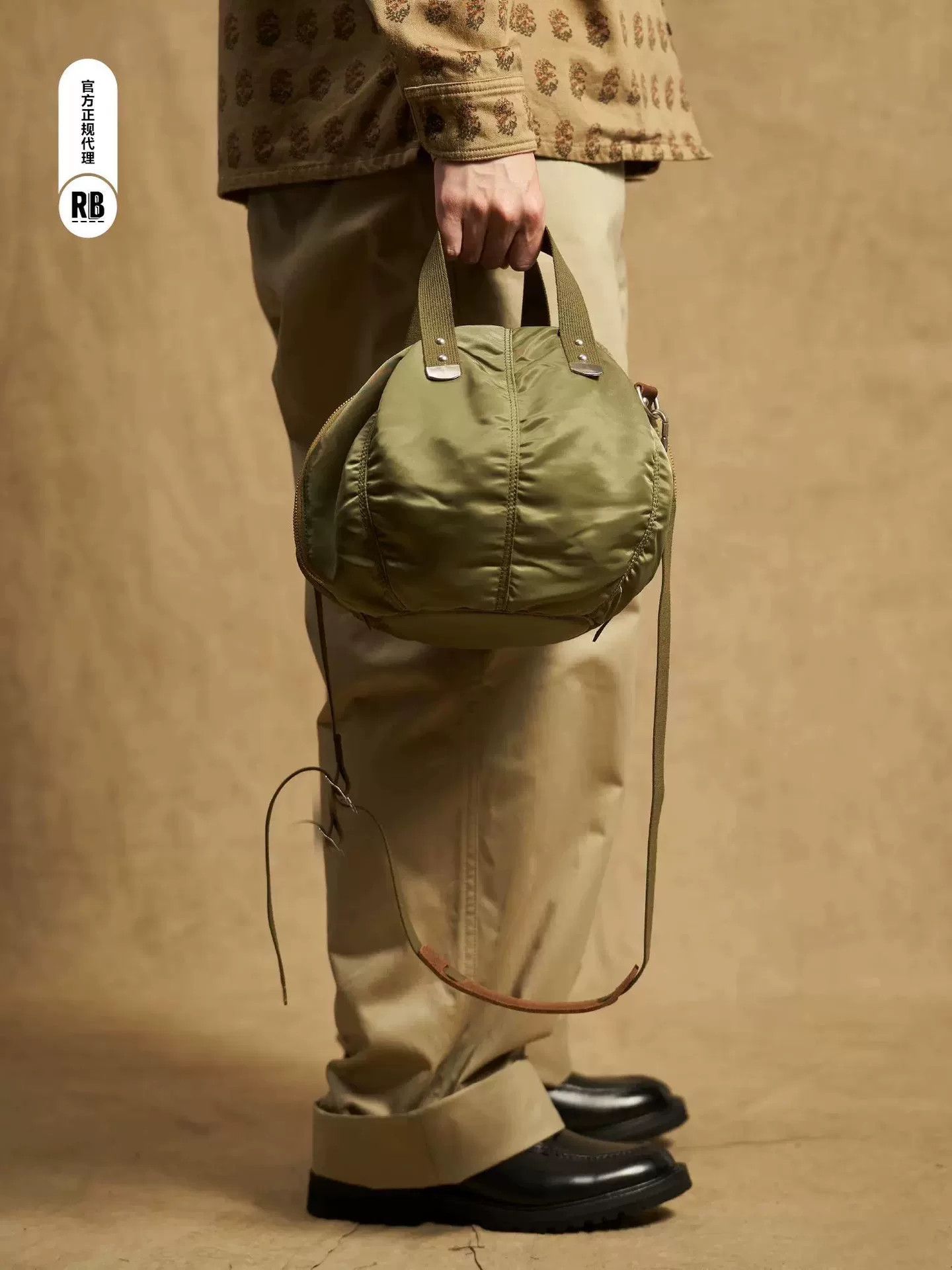 Nigel Cabourn Nigel Cabourn Nylon Helmet Bag Size ONE SIZE - 7 Thumbnail
