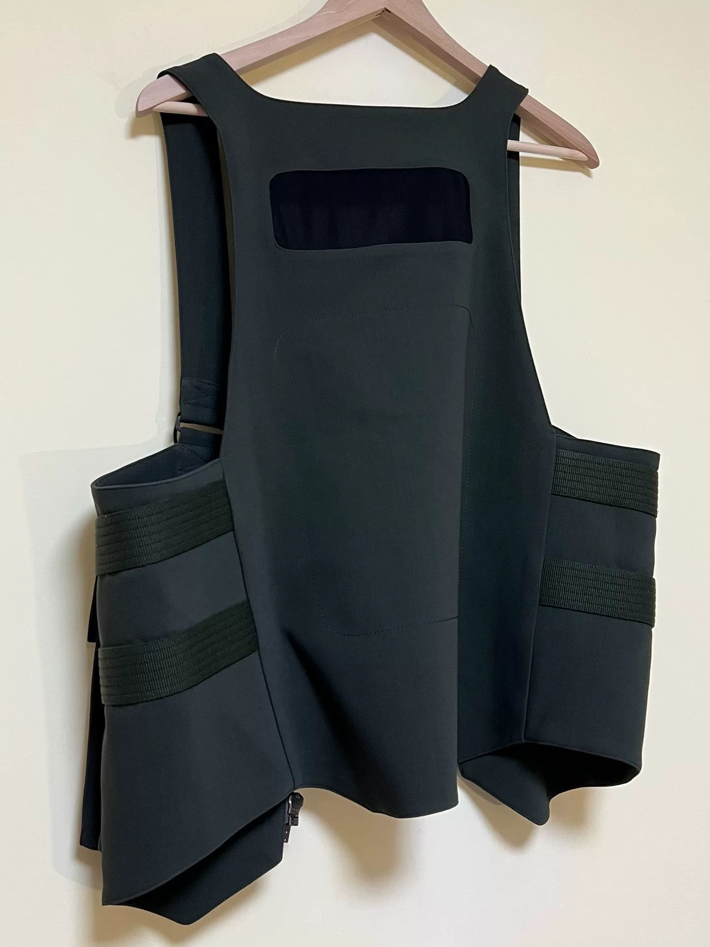 Devoa Stylish Tactical Vest for Versatile Outfits Size US M / EU 48-50 / 2 - 8 Thumbnail