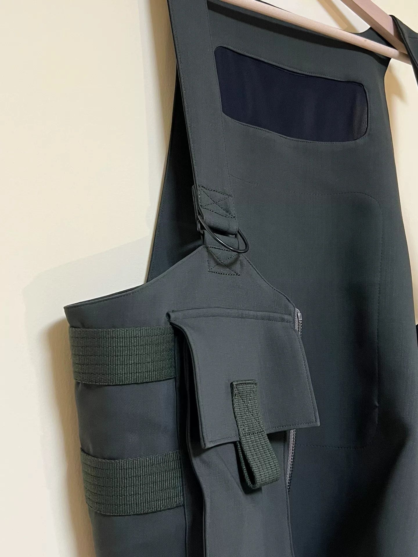 Devoa Stylish Tactical Vest for Versatile Outfits Size US M / EU 48-50 / 2 - 7 Thumbnail