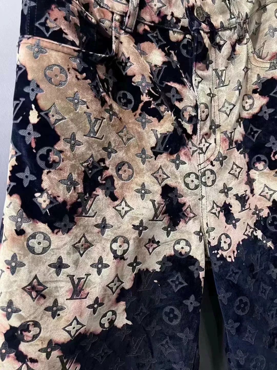 Louis Vuitton lv louis vuitton flame logo denim pants Size US 29 - 3 Thumbnail