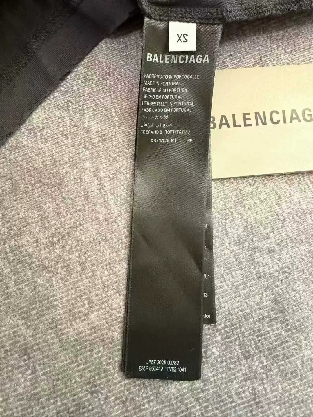 Balenciaga Balenciaga Color Block Logo Short Sleeve T-shirt Size US XS / EU 42 / 0 - 4 Thumbnail