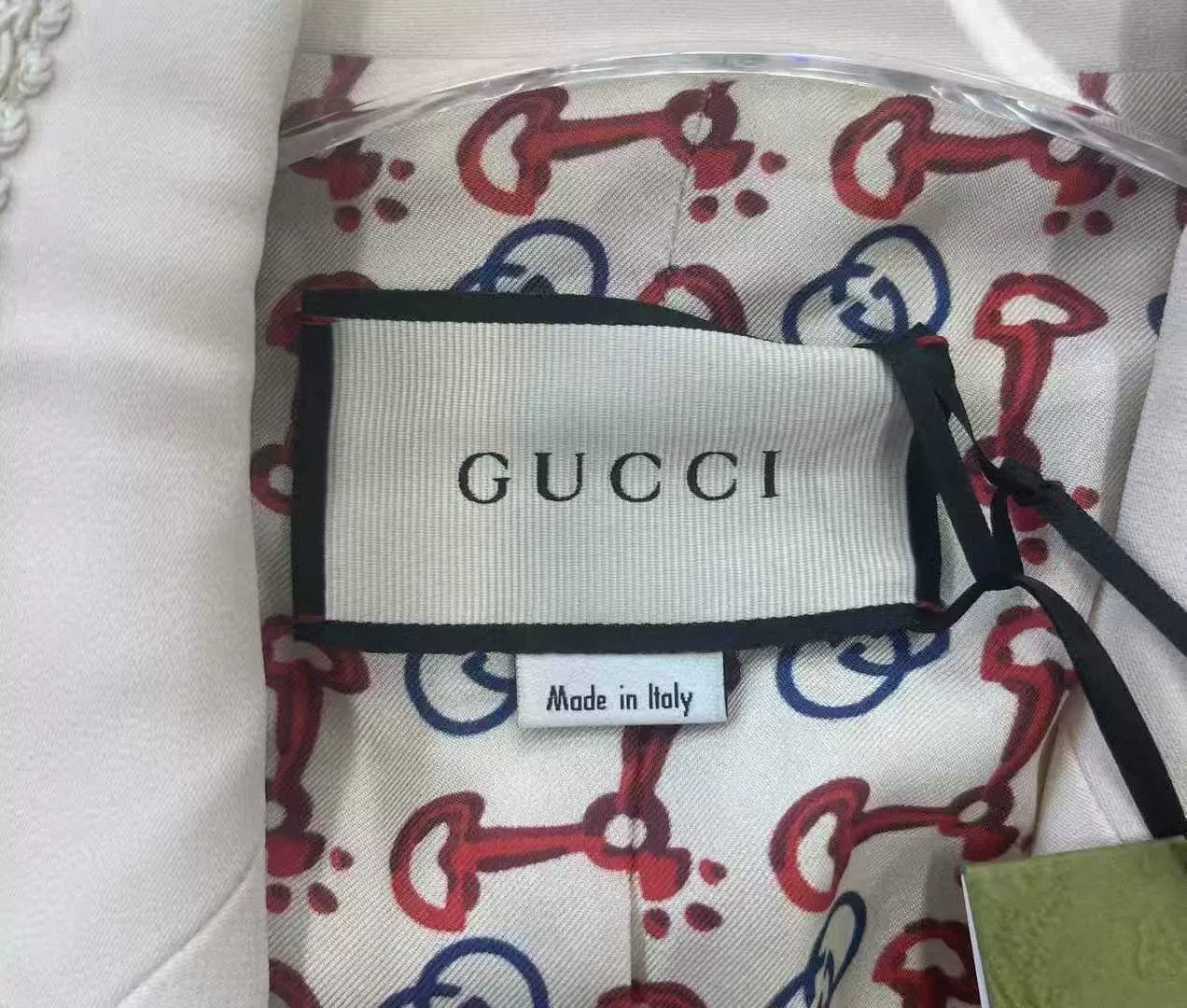 Gucci gucci ivory silk blazer with gold details Size M / US 6-8 / IT 42-44 - 3 Thumbnail