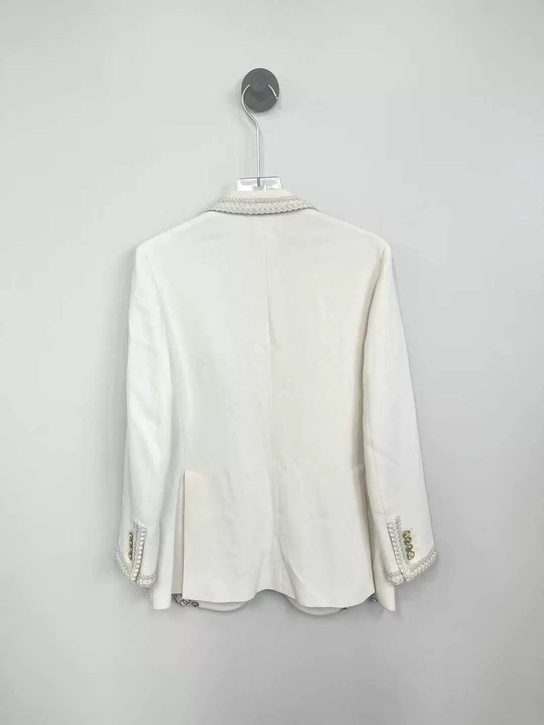 Gucci gucci ivory silk blazer with gold details Size M / US 6-8 / IT 42-44 - 2 Thumbnail