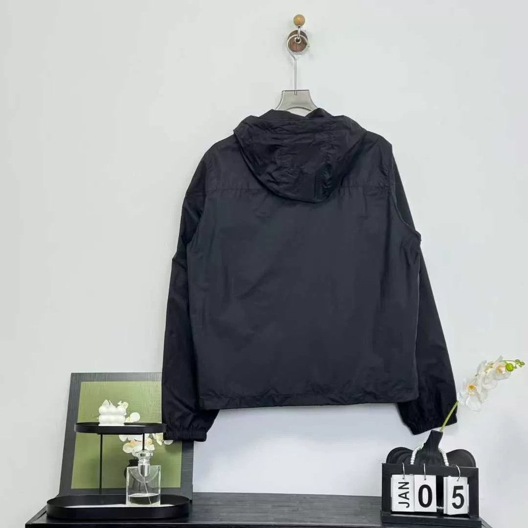 Prada prada black nylon coat with metal logo Size US XL / EU 56 / 4 - 3 Thumbnail