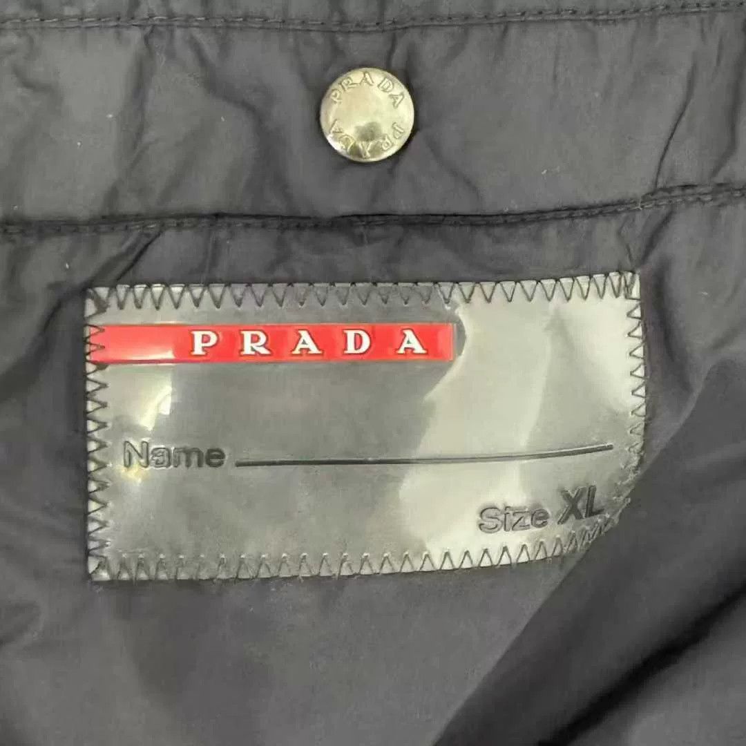 Prada prada black nylon coat with metal logo Size US XL / EU 56 / 4 - 5 Thumbnail