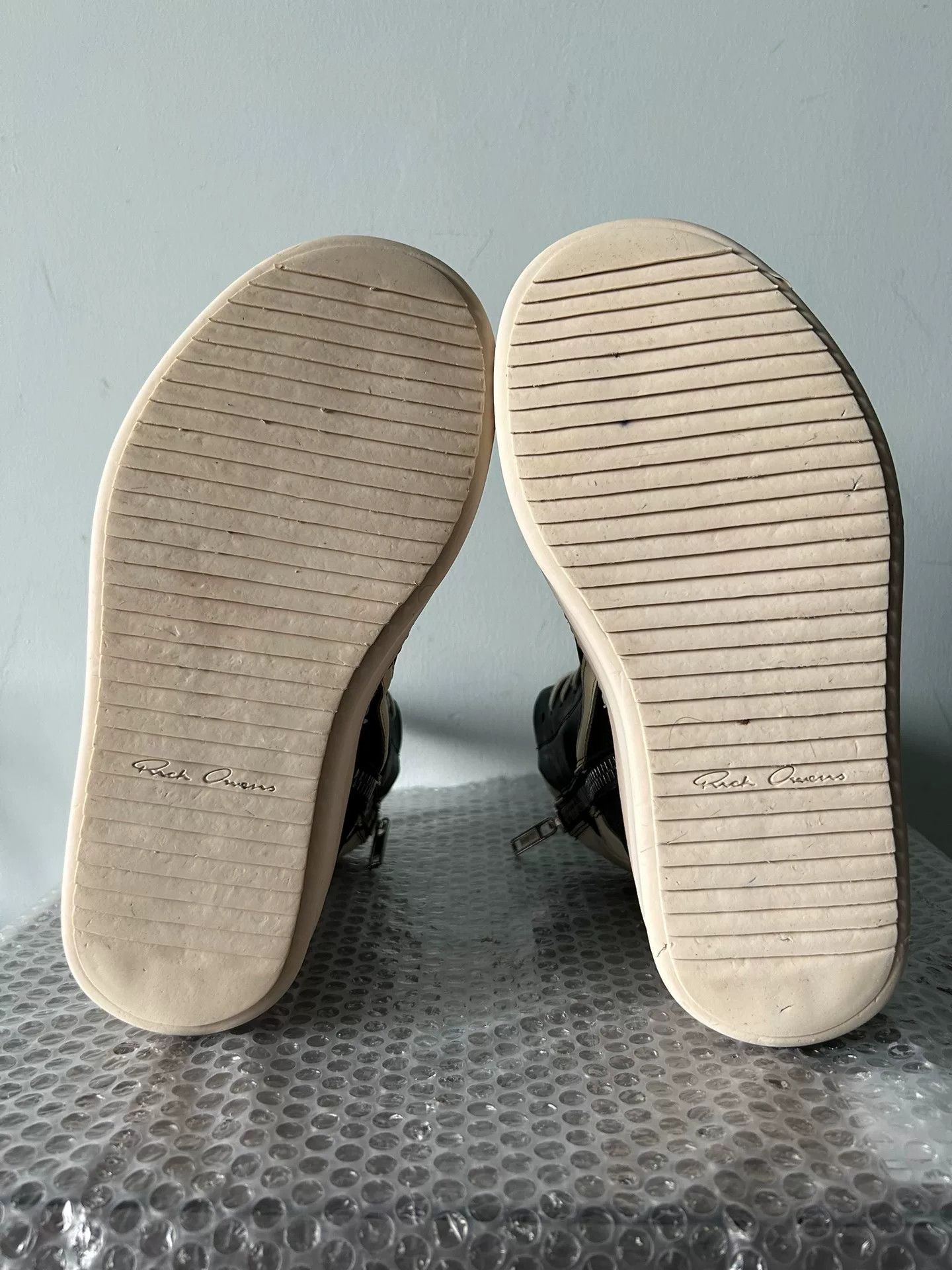 Rick Owens Rick Owens Triangle Sneakers Size 40 Size US 7 / EU 40 - 7 Thumbnail